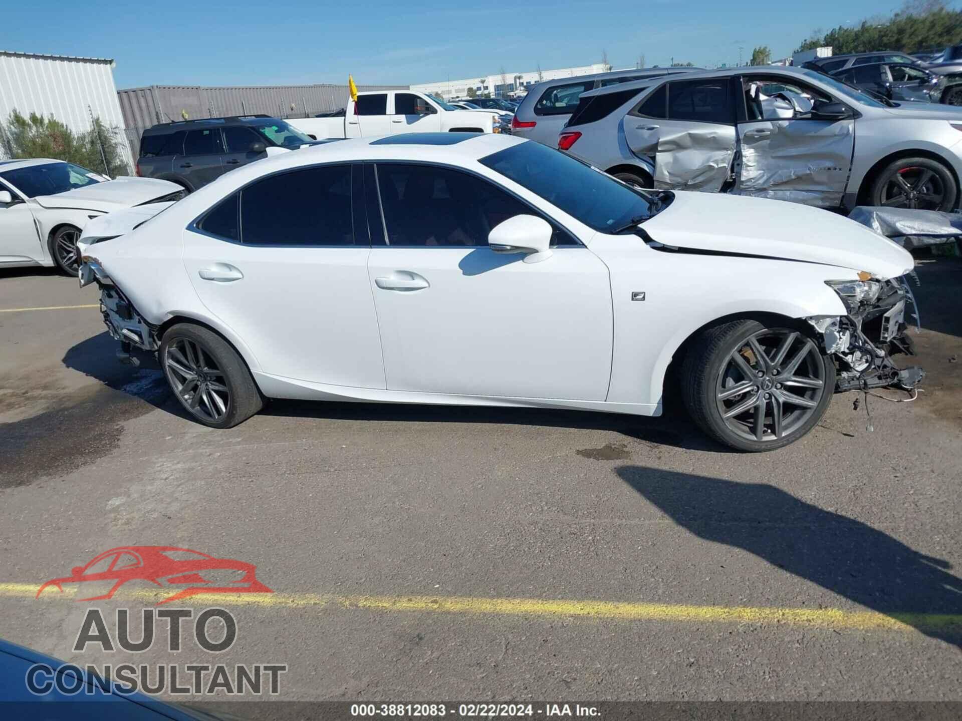 LEXUS IS 2014 - JTHBF1D20E5031119
