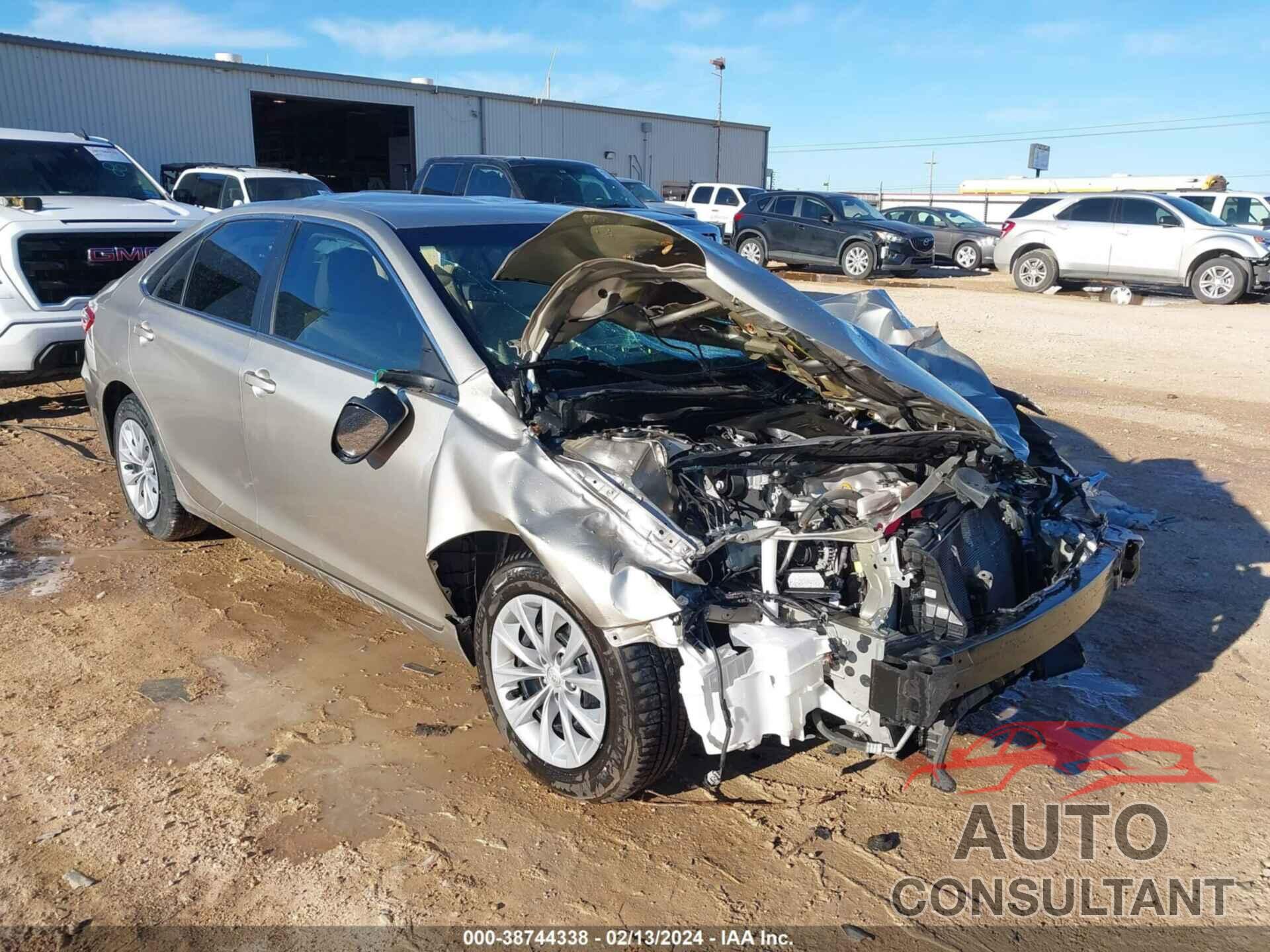 TOYOTA CAMRY 2016 - 4T4BF1FK9GR535130
