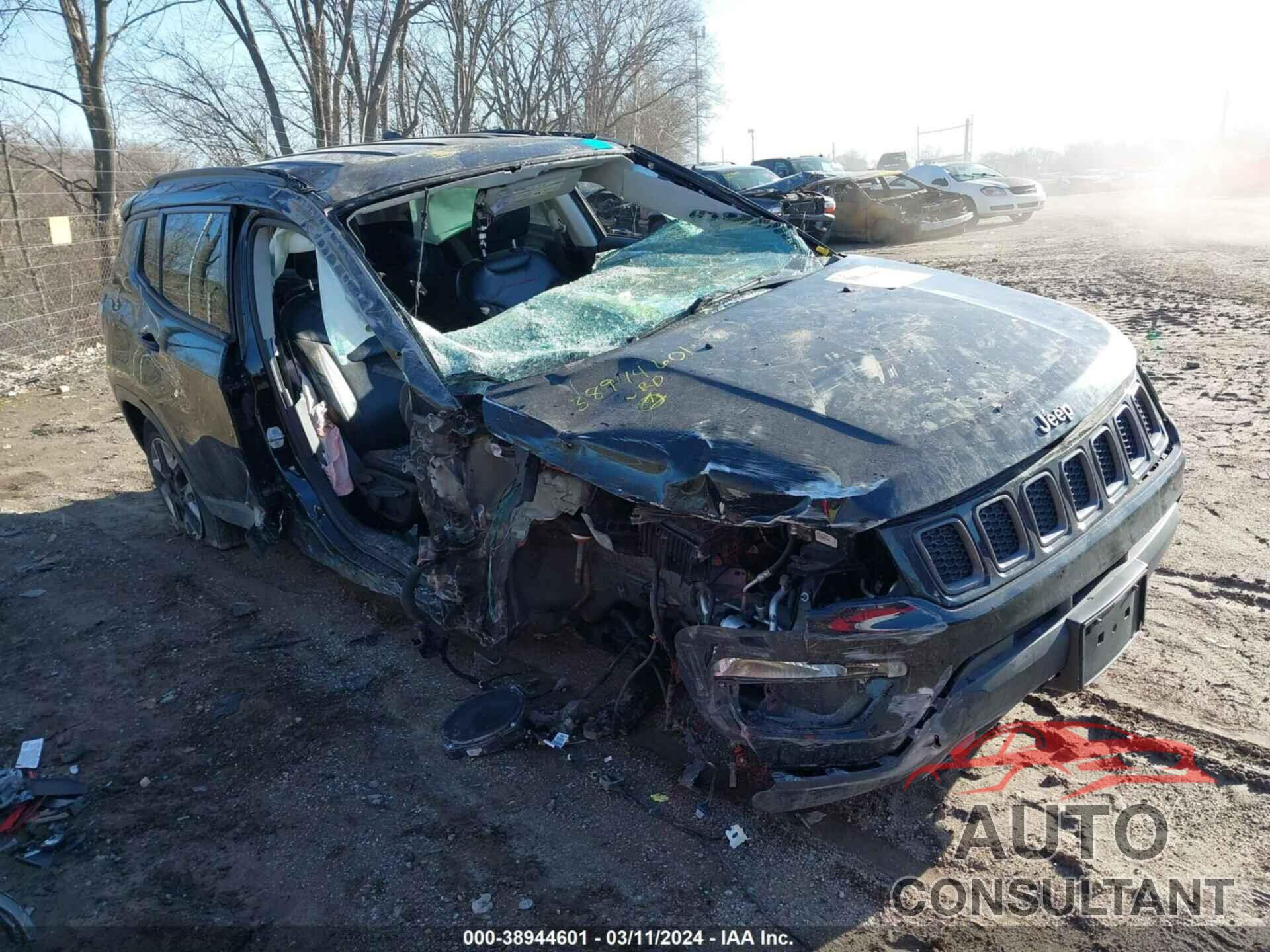 JEEP COMPASS 2018 - 3C4NJDDB0JT135747