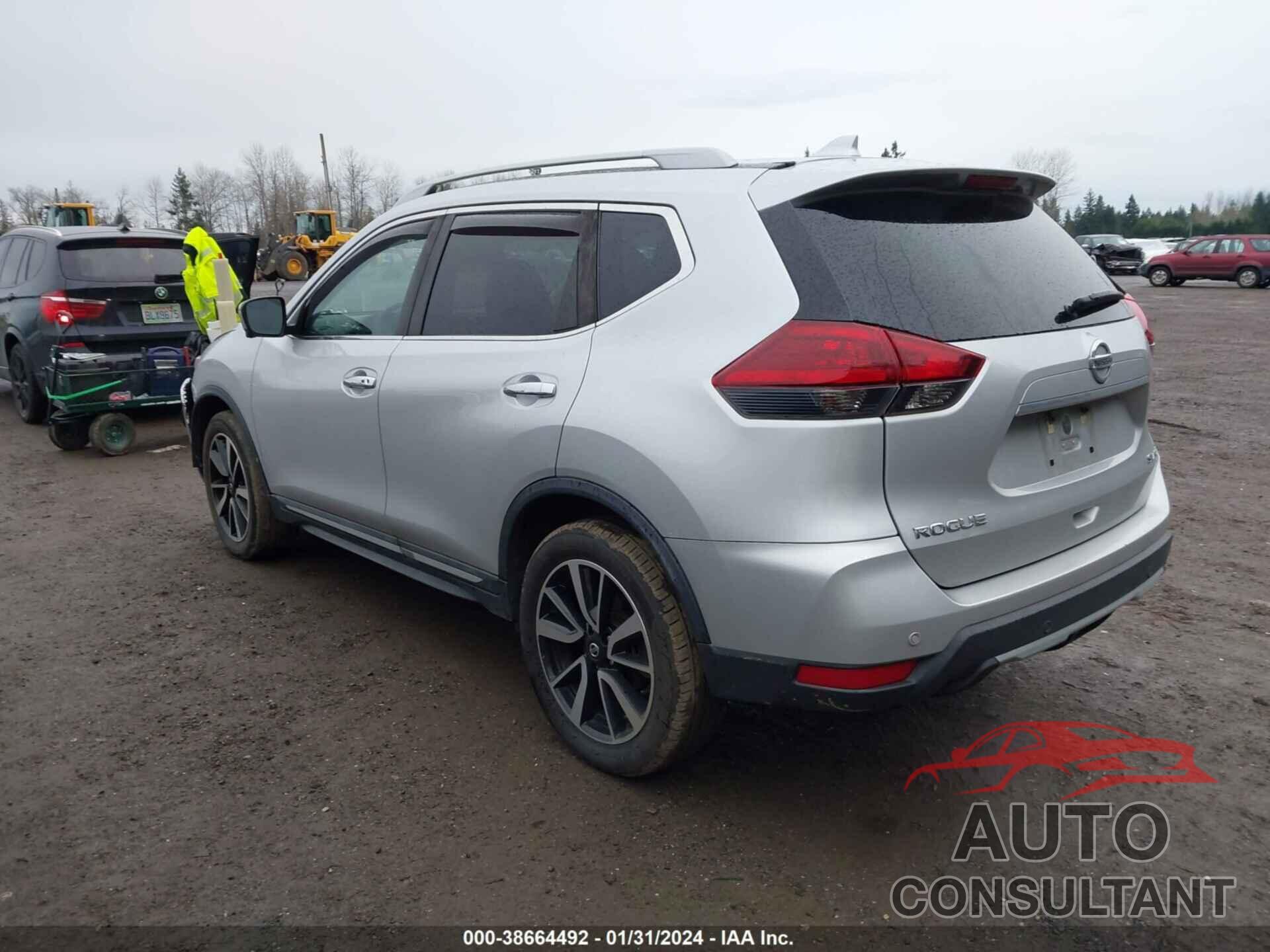 NISSAN ROGUE 2019 - 5N1AT2MV8KC757187