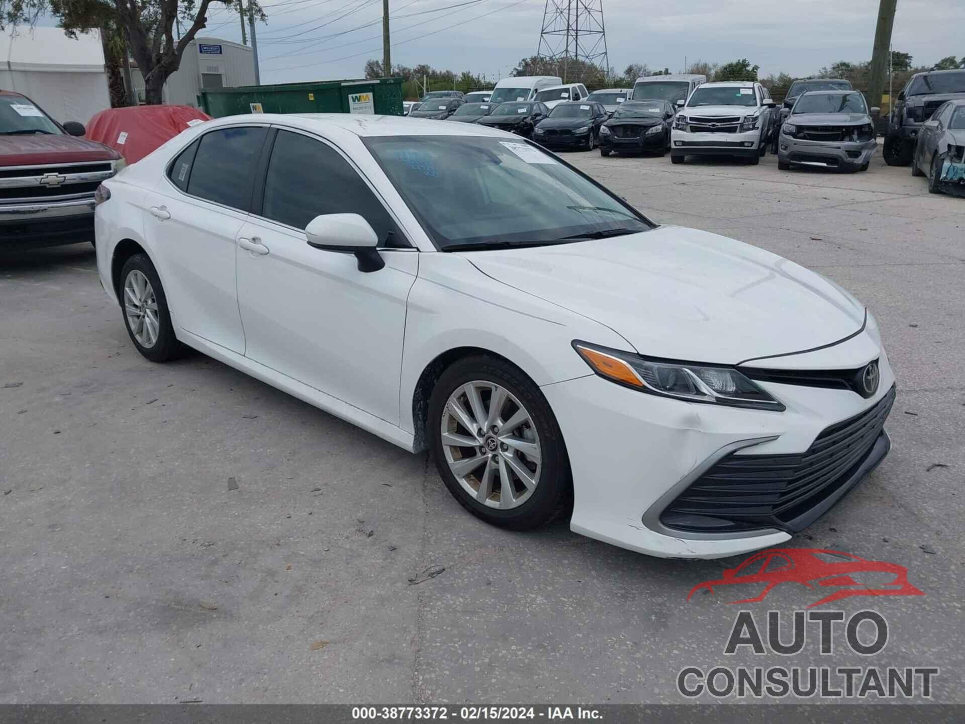 TOYOTA CAMRY 2021 - 4T1C11AK5MU553916
