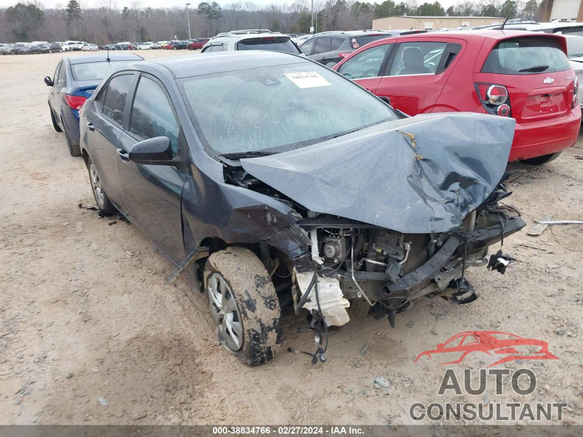 TOYOTA COROLLA 2018 - 5YFBURHE9JP830551