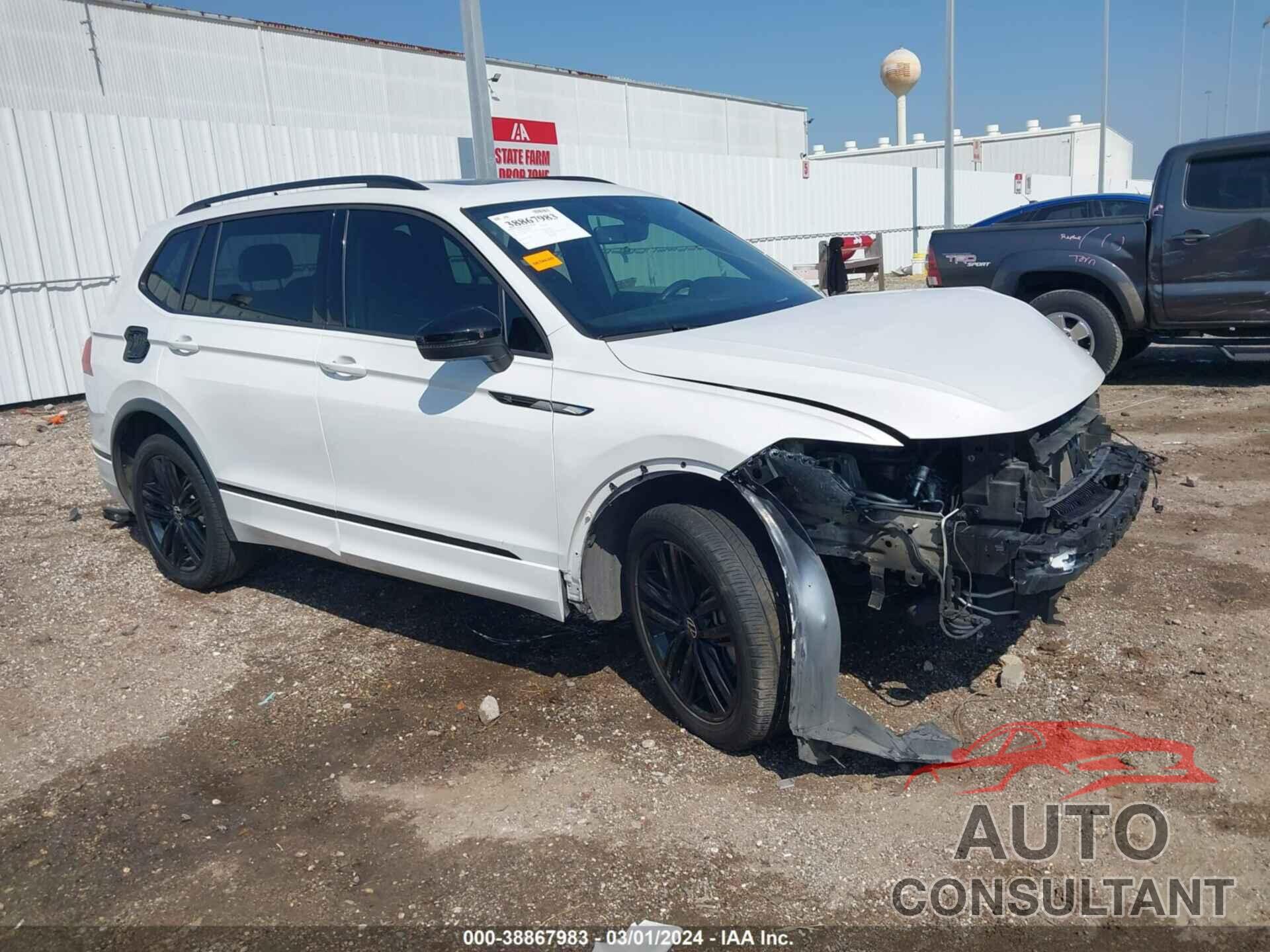 VOLKSWAGEN TIGUAN 2022 - 3VVCB7AXXNM132443