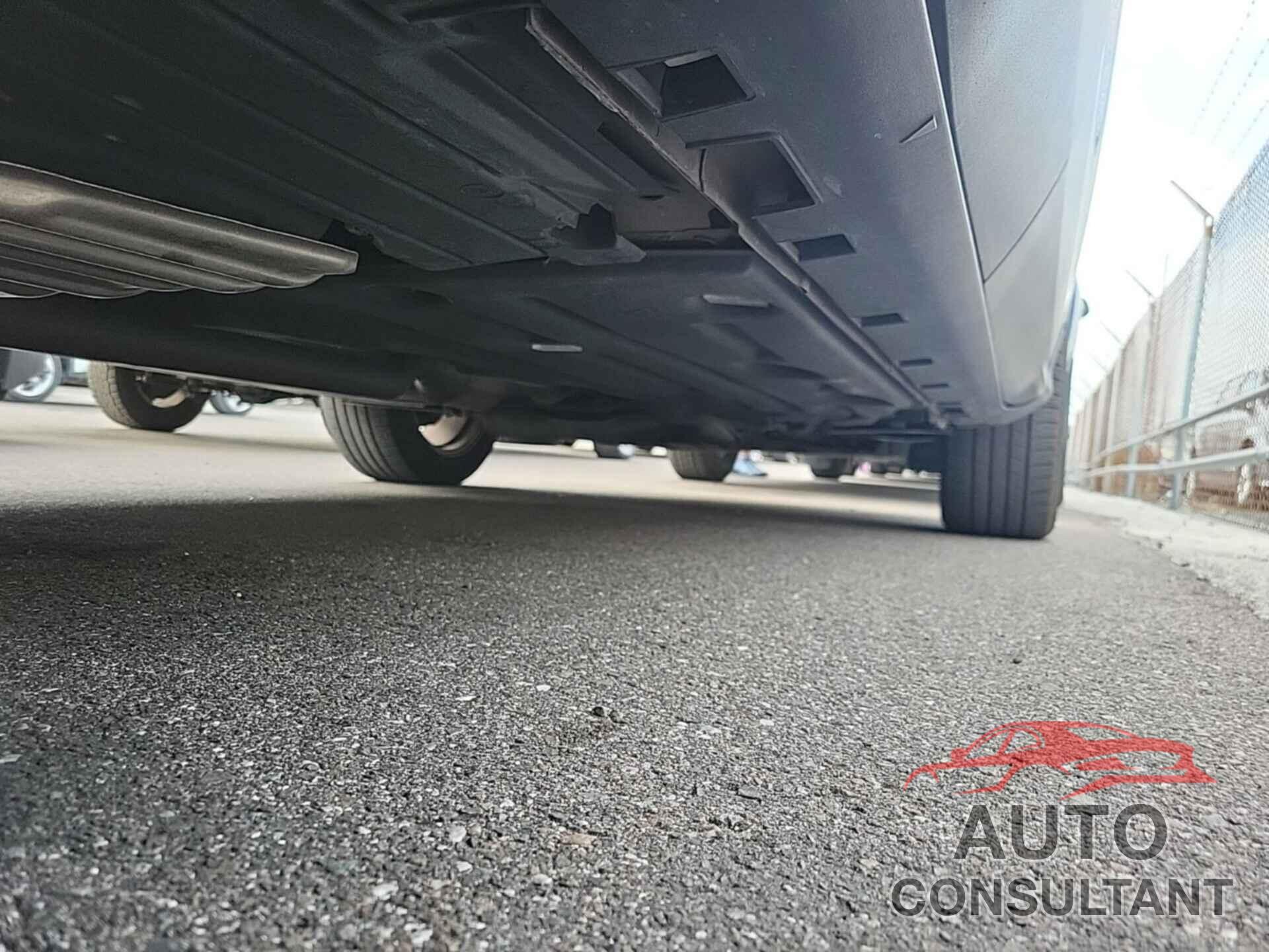 FORD ESCAPE 2017 - 1FMCU0GD0HUA69359