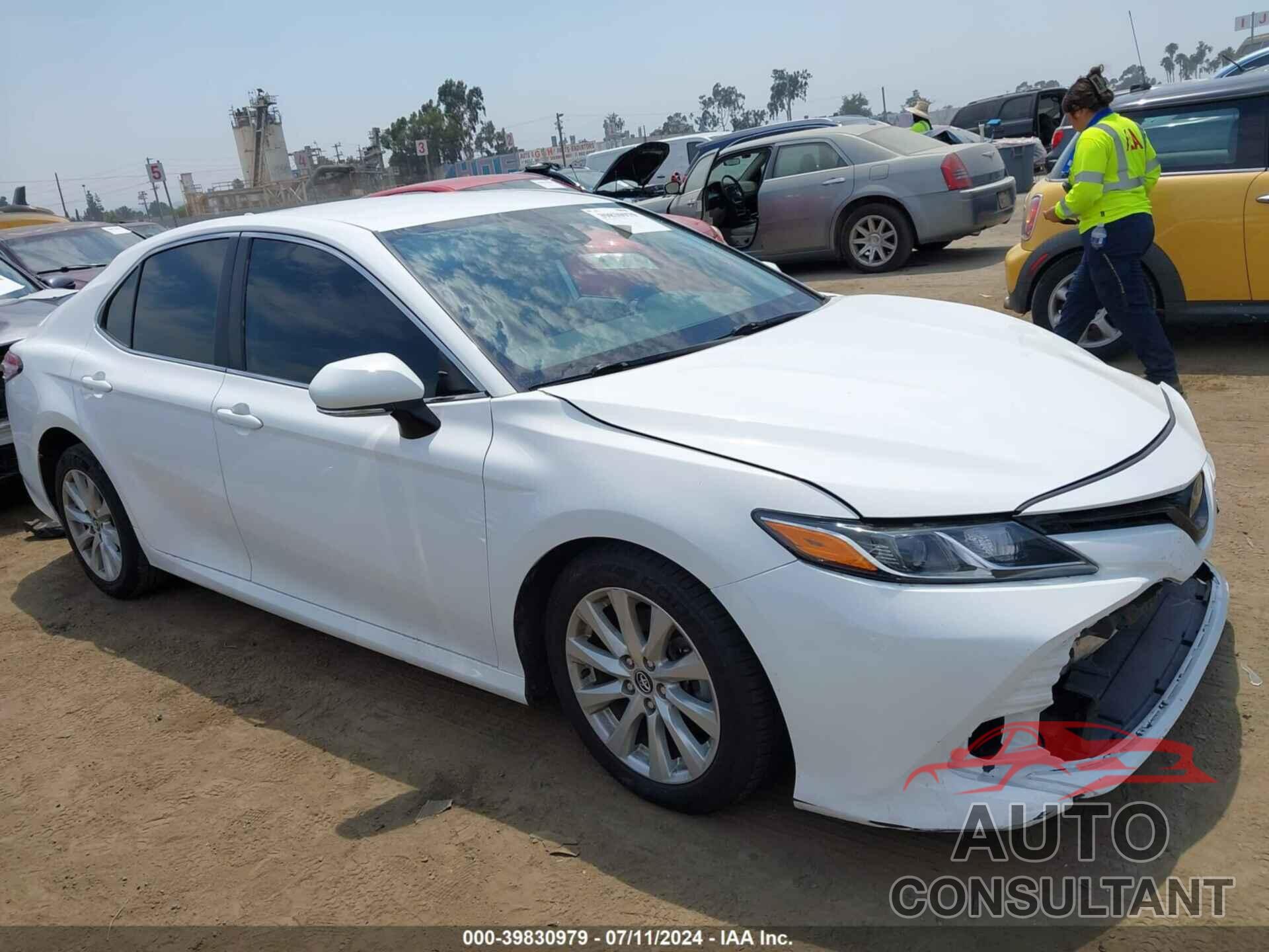 TOYOTA CAMRY 2020 - 4T1L11AK2LU321305