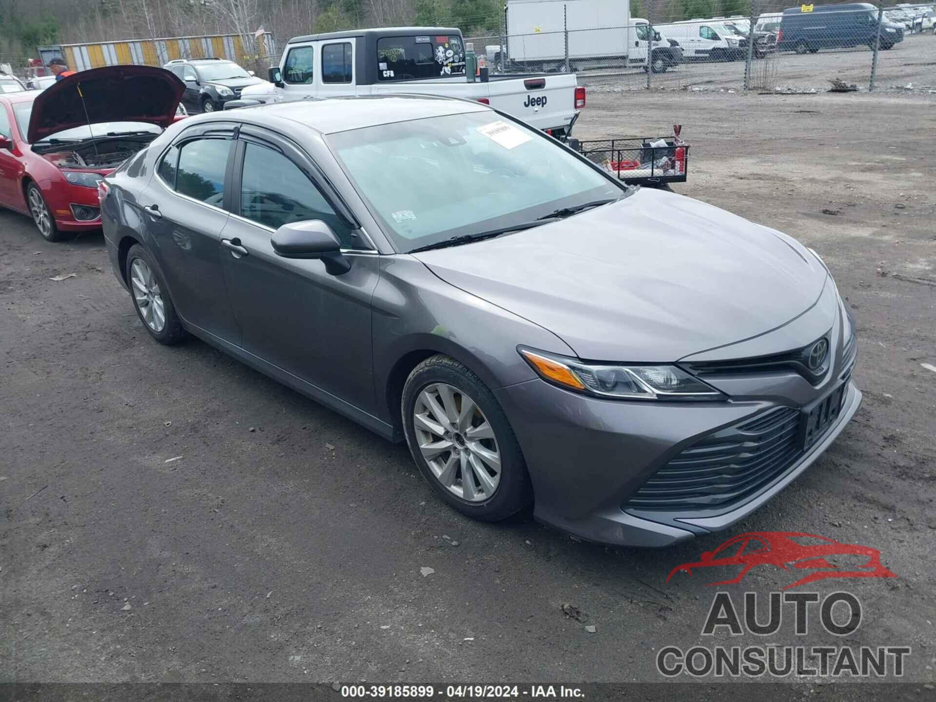 TOYOTA CAMRY 2018 - 4T1B11HK9JU574636