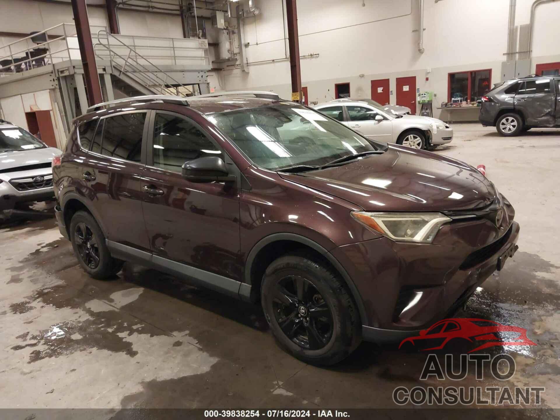 TOYOTA RAV4 2017 - 2T3BFREV2HW597160