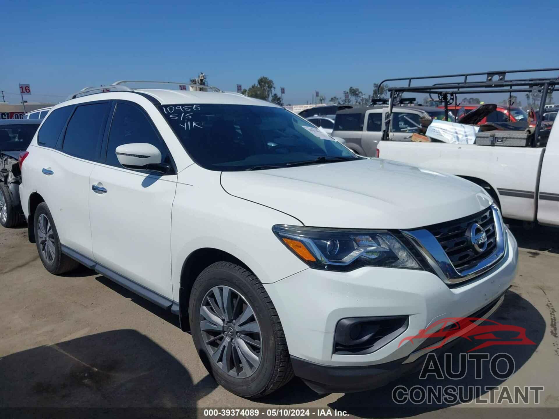 NISSAN PATHFINDER 2017 - 5N1DR2MN0HC617736