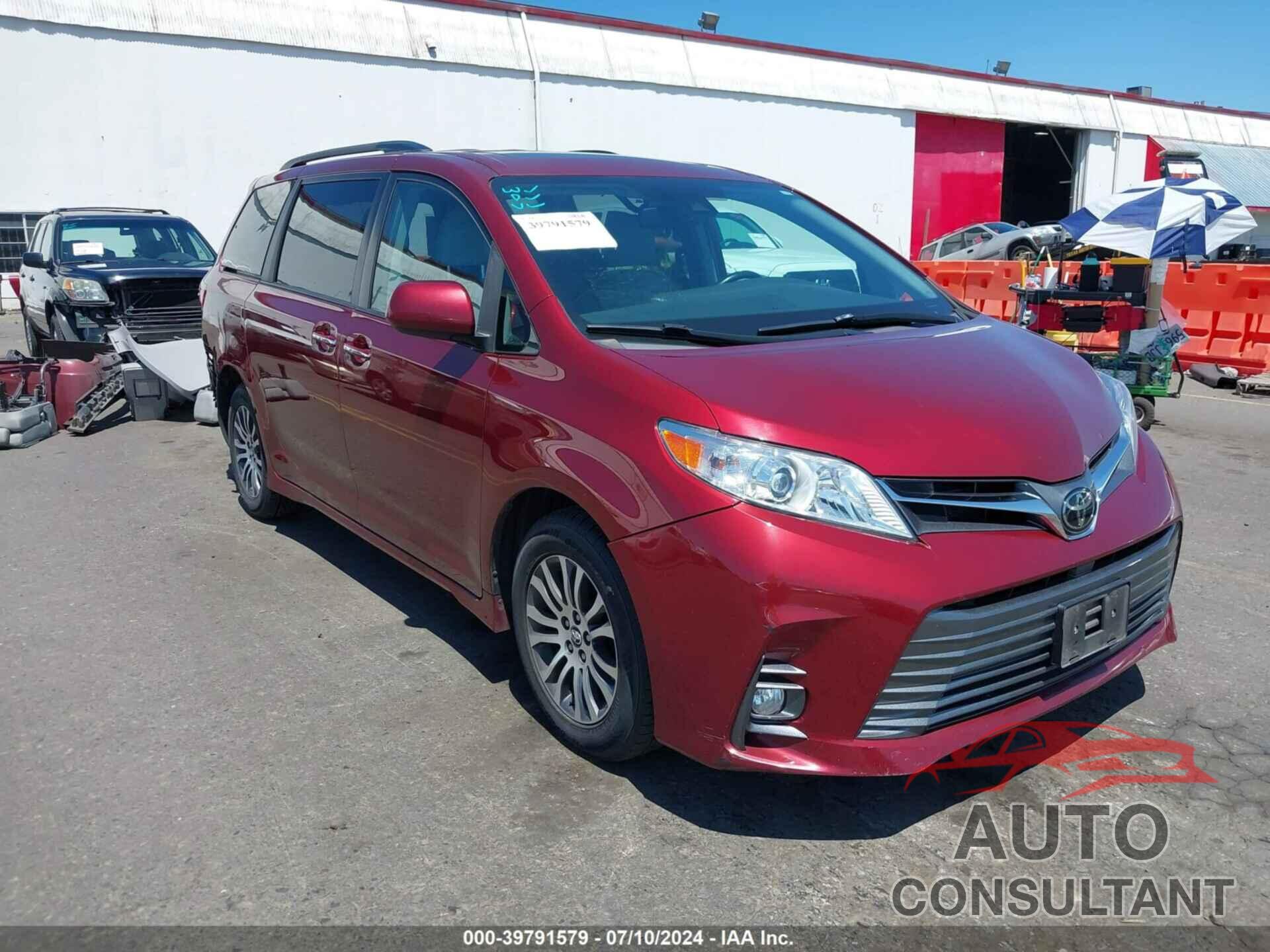 TOYOTA SIENNA 2020 - 5TDYZ3DC7LS027194