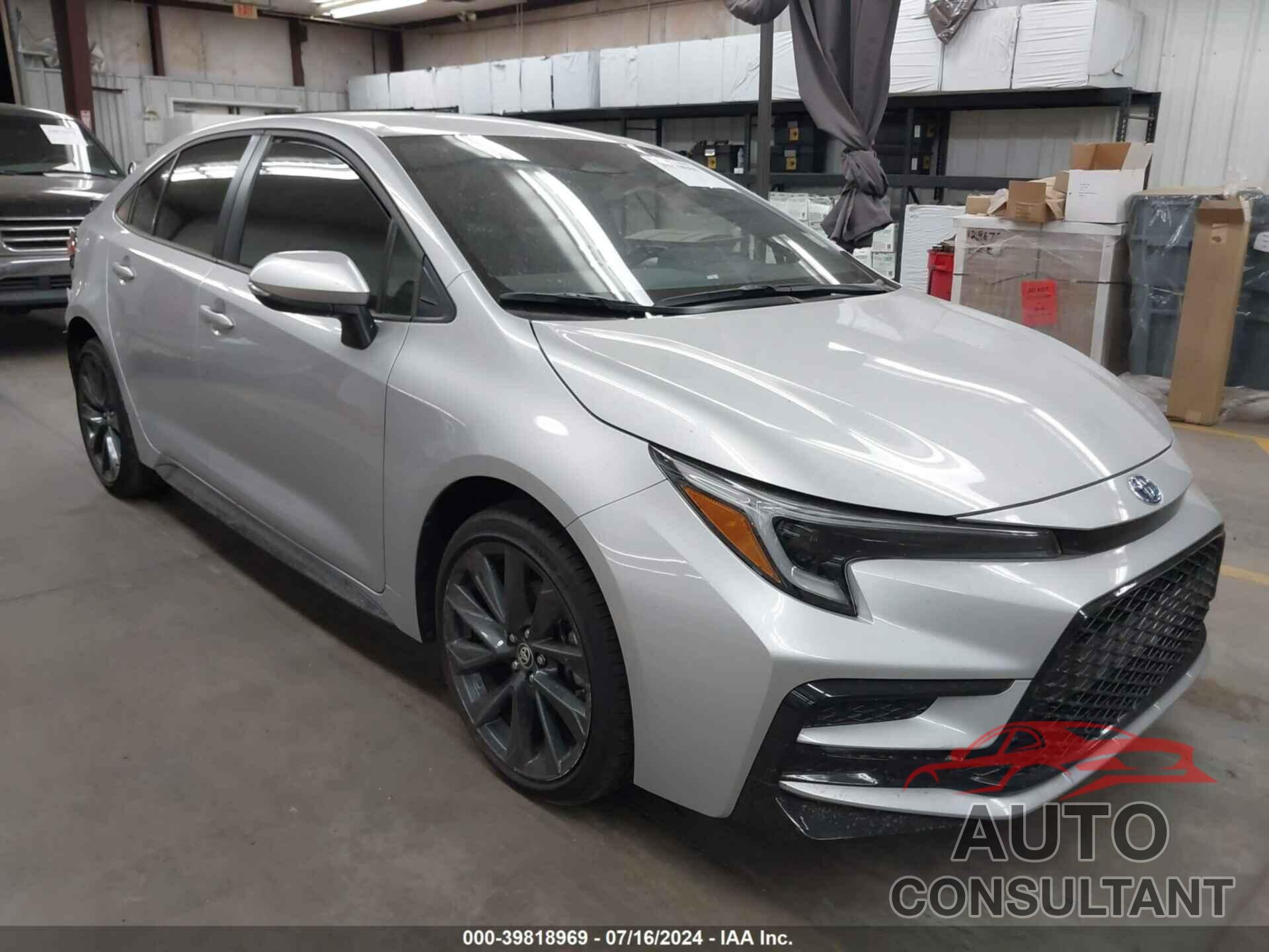 TOYOTA COROLLA 2024 - JTDBCMFE5RJ019290