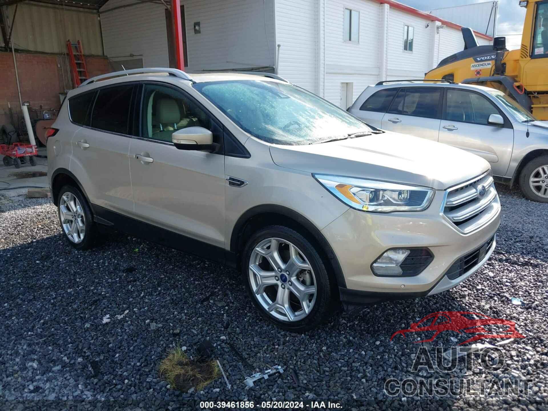 FORD ESCAPE 2018 - 1FMCU9J92JUB31035