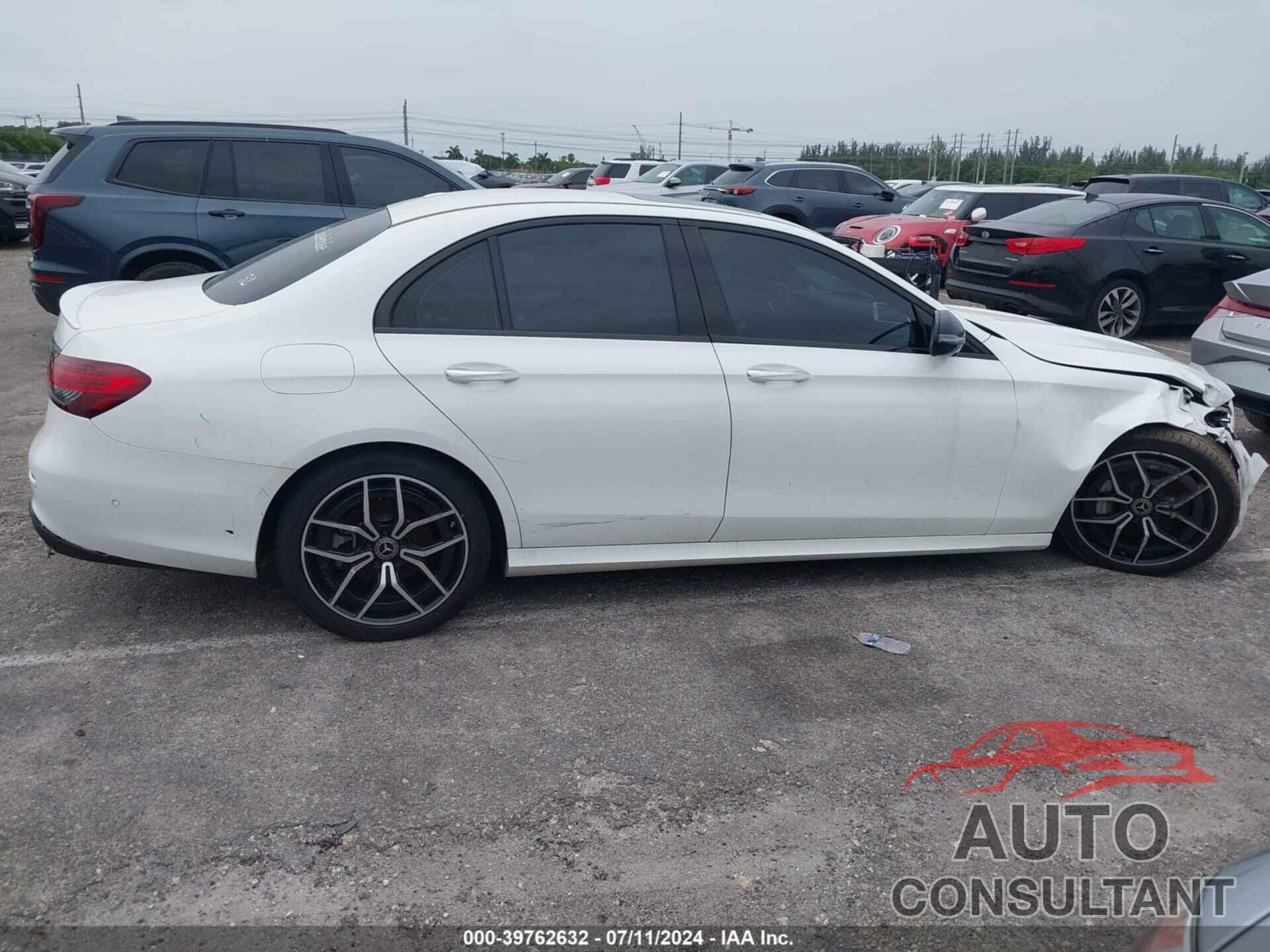 MERCEDES-BENZ E 350 2023 - W1KZF8DB2PB141253