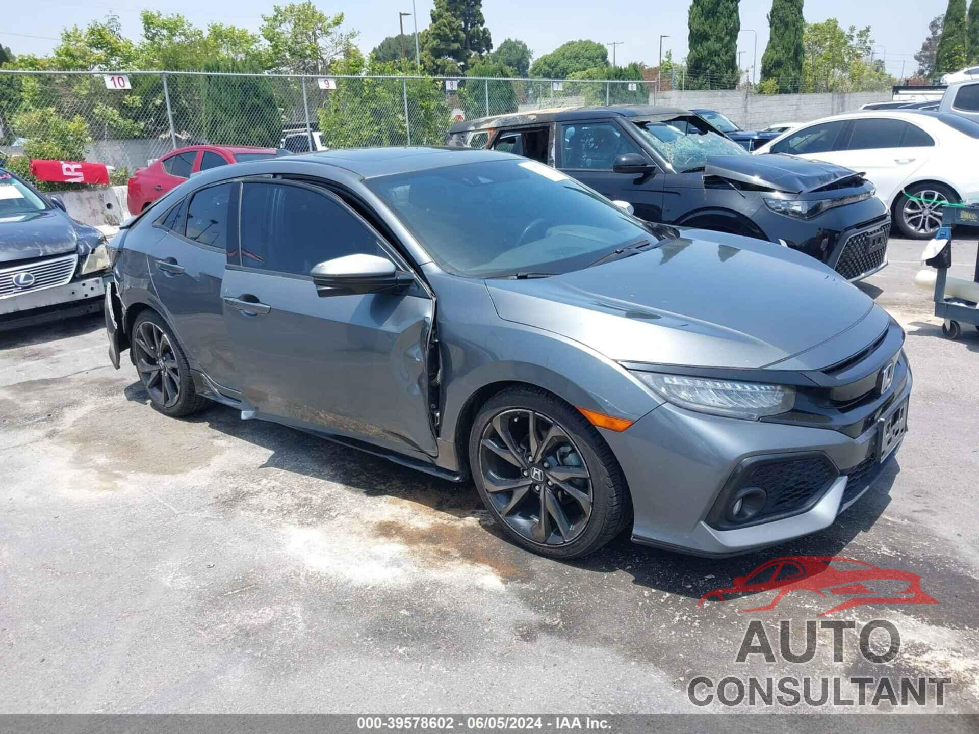 HONDA CIVIC 2018 - SHHFK7H94JU427666