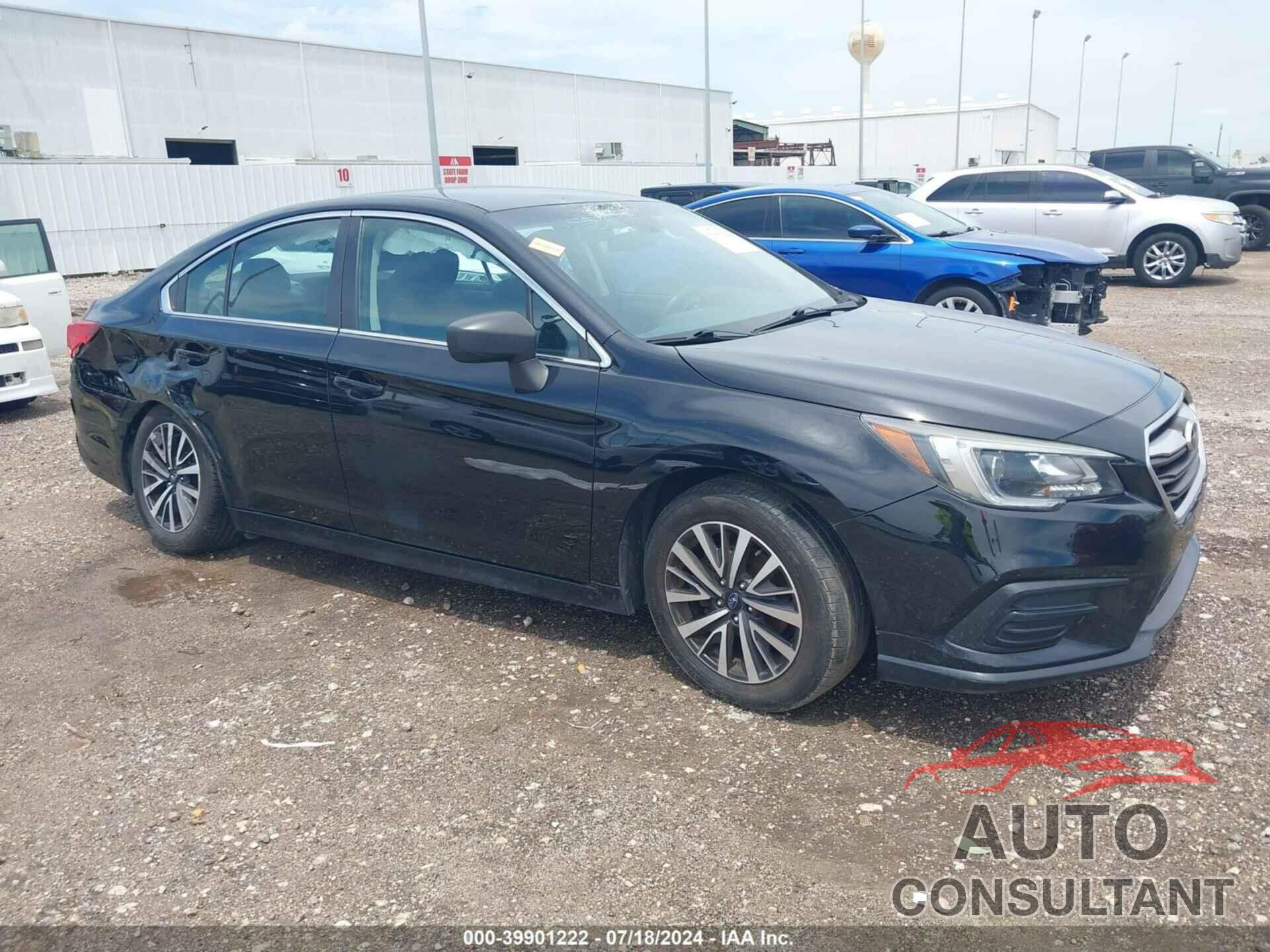 SUBARU LEGACY 2019 - 4S3BNAB6XK3019884