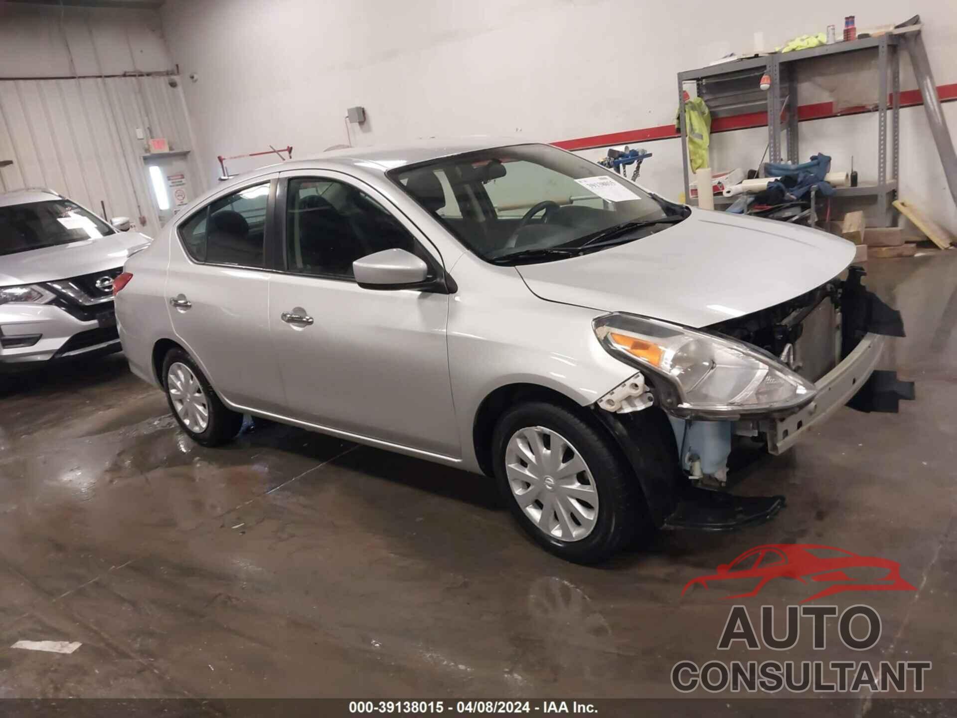 NISSAN VERSA 2019 - 3N1CN7AP4KL862908