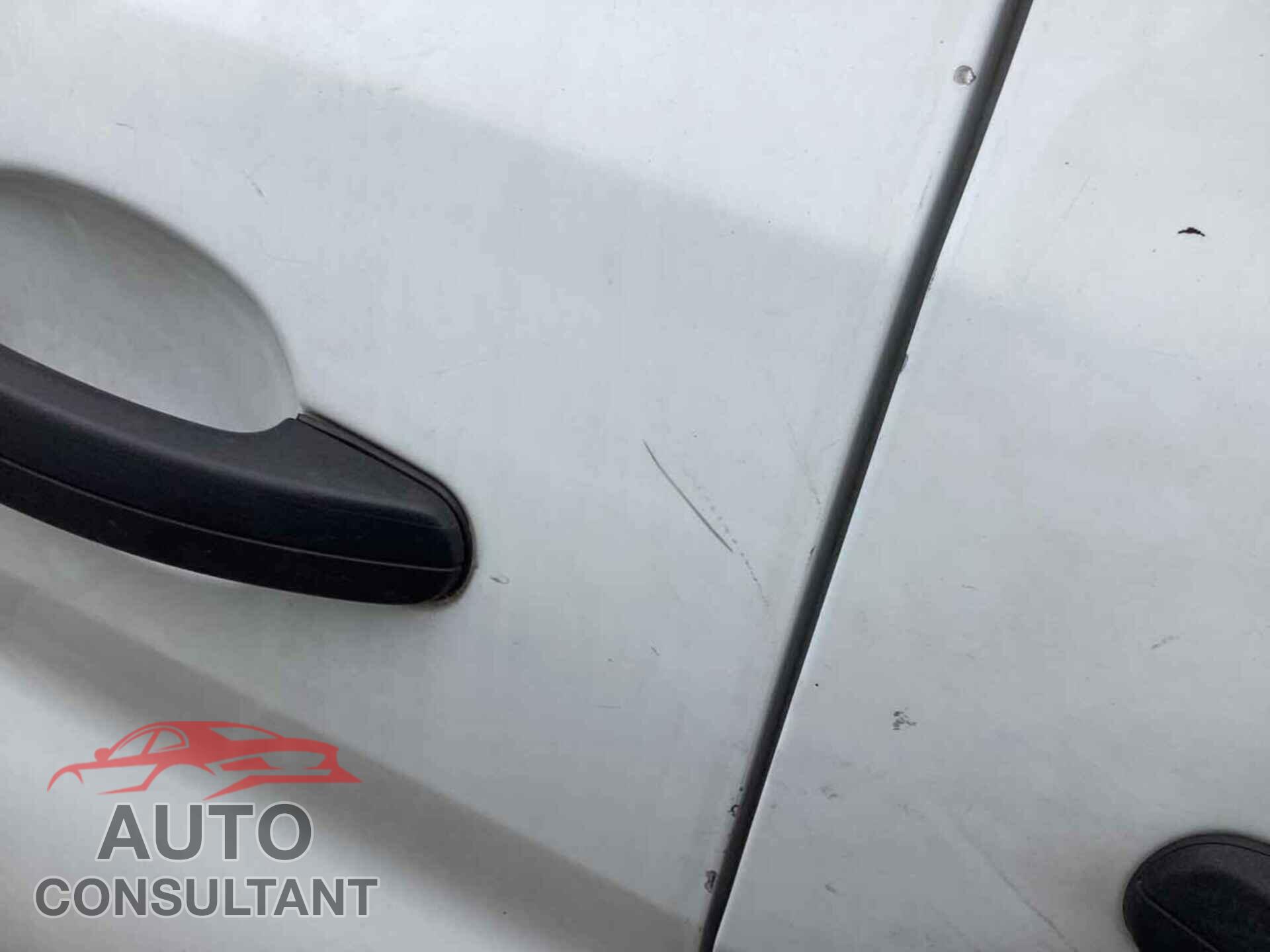 FORD TRANSIT 2018 - 1FTYR2CM5JKB10437