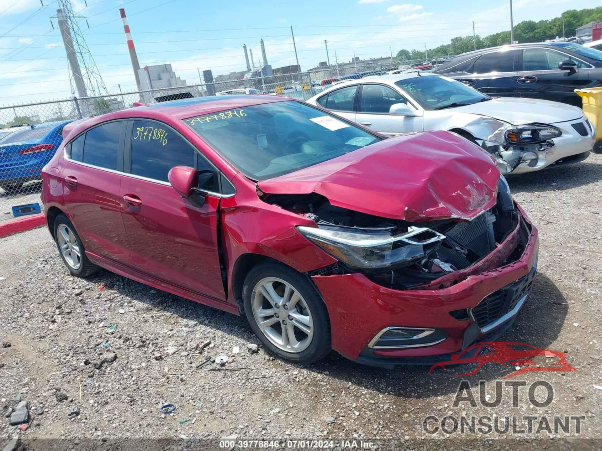 CHEVROLET CRUZE 2018 - 3G1BE6SM8JS640537