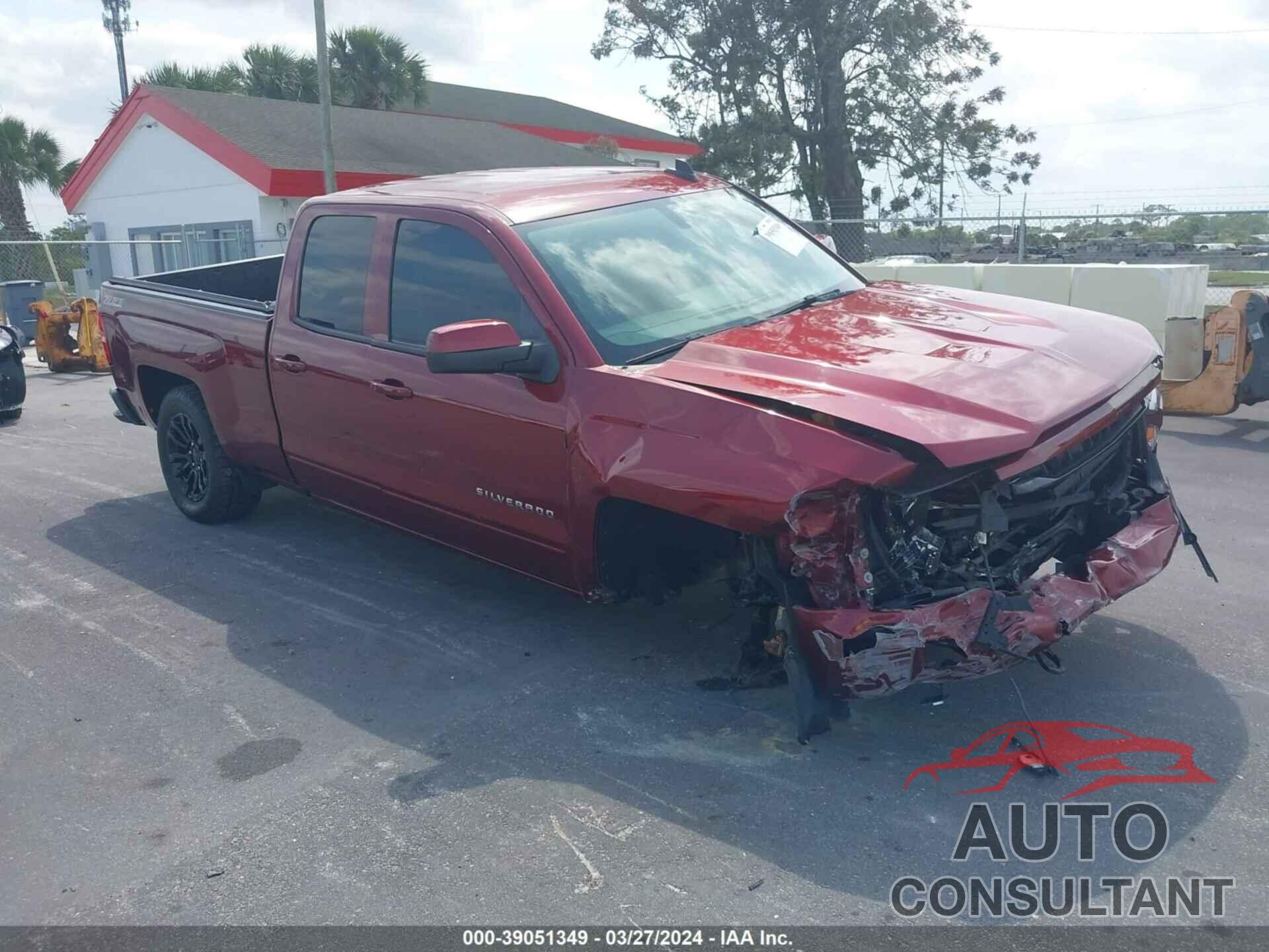 CHEVROLET SILVERADO 1500 2017 - 1GCVKREC6HZ317246