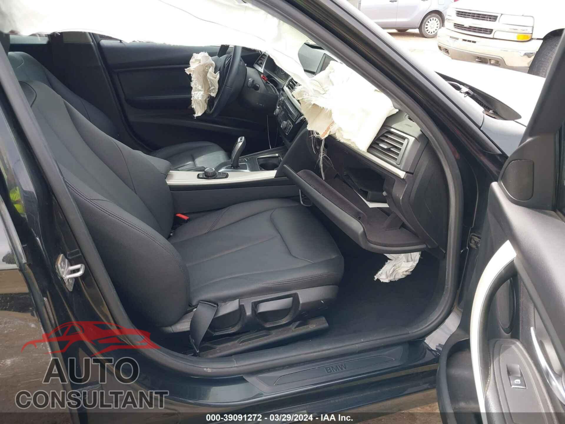 BMW 320I 2016 - WBA8E1G56GNU11943
