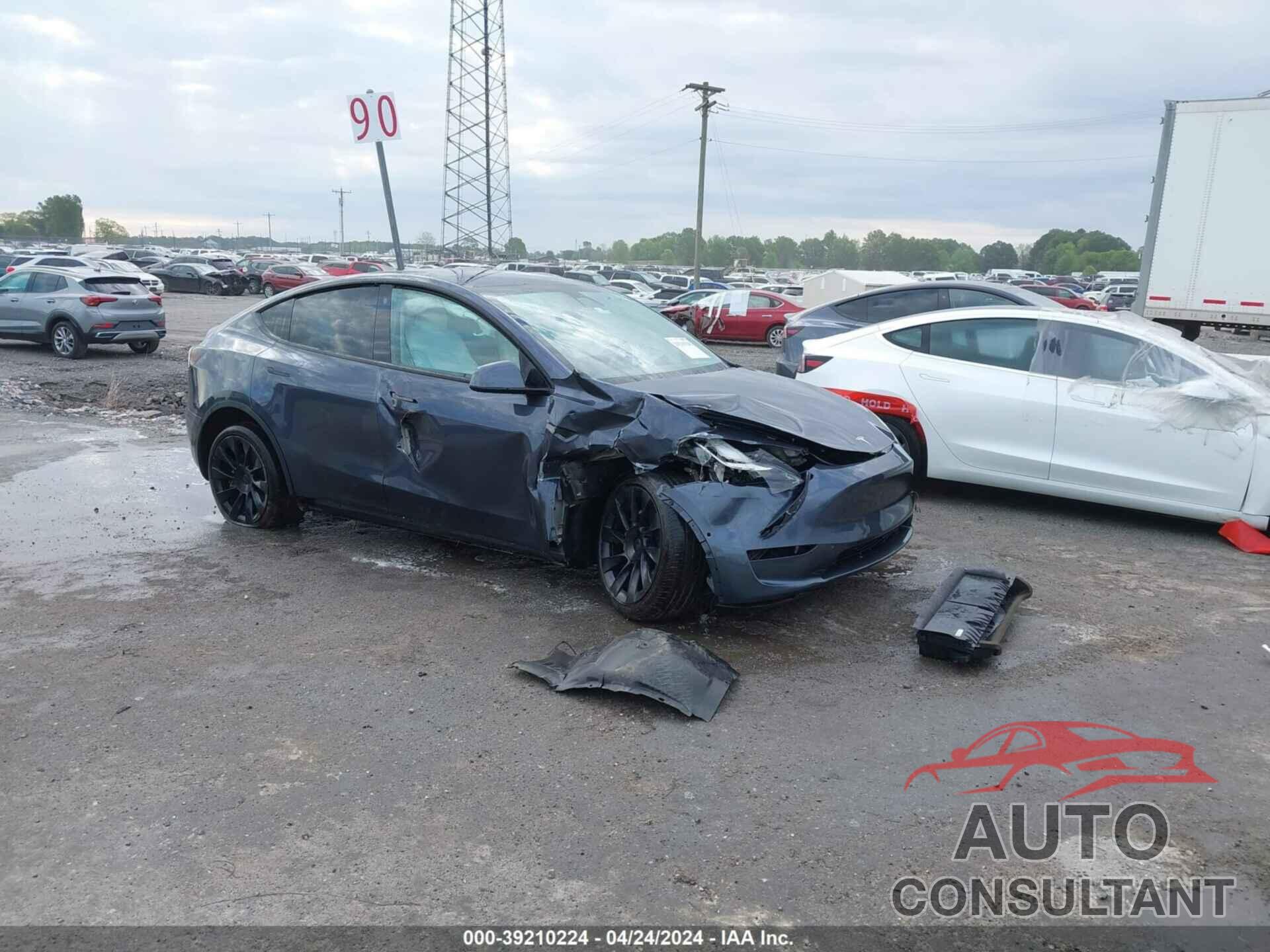 TESLA MODEL Y 2022 - 7SAYGDEE2NF389696