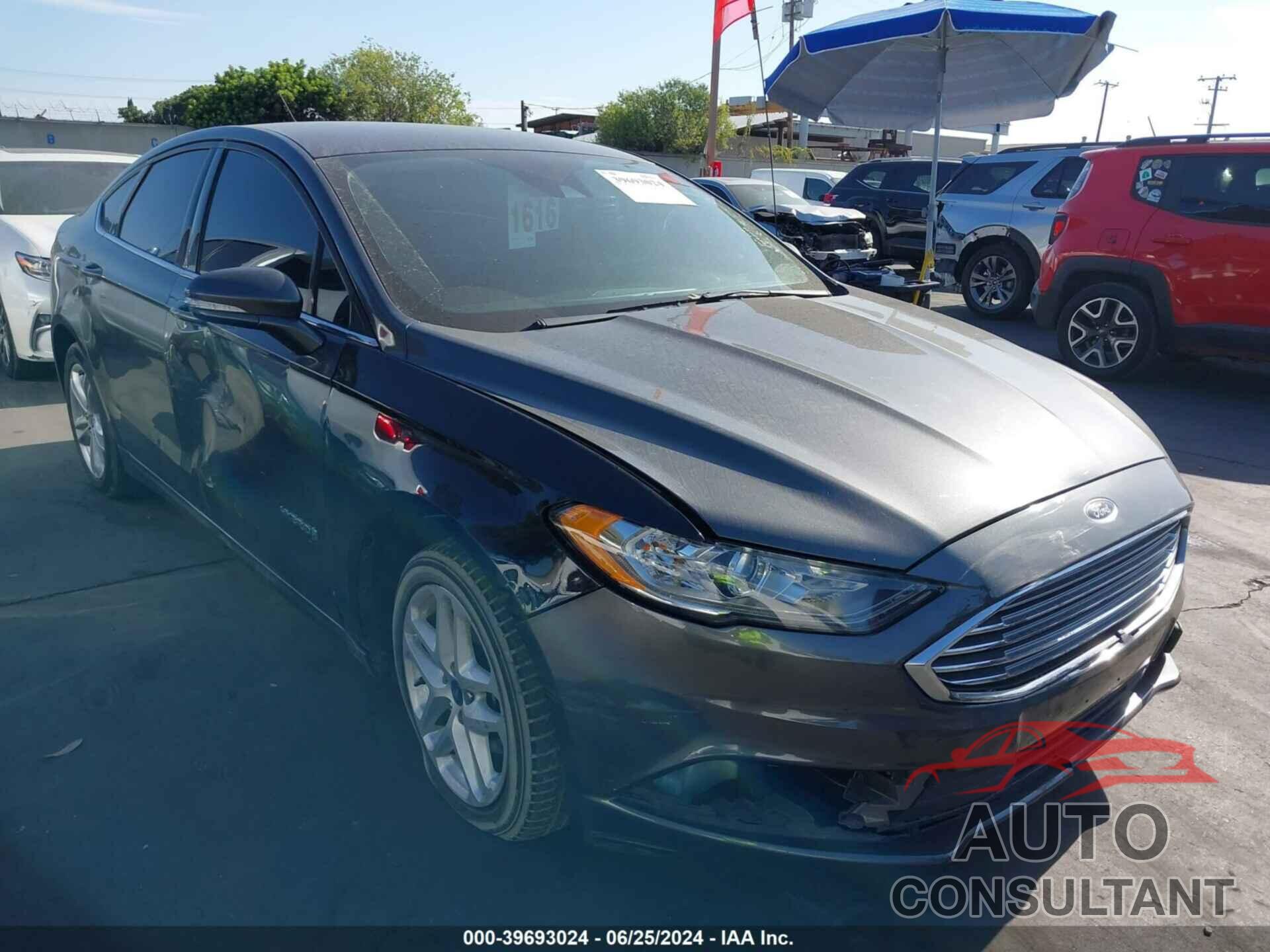 FORD FUSION HYBRID 2018 - 3FA6P0LU9JR194958