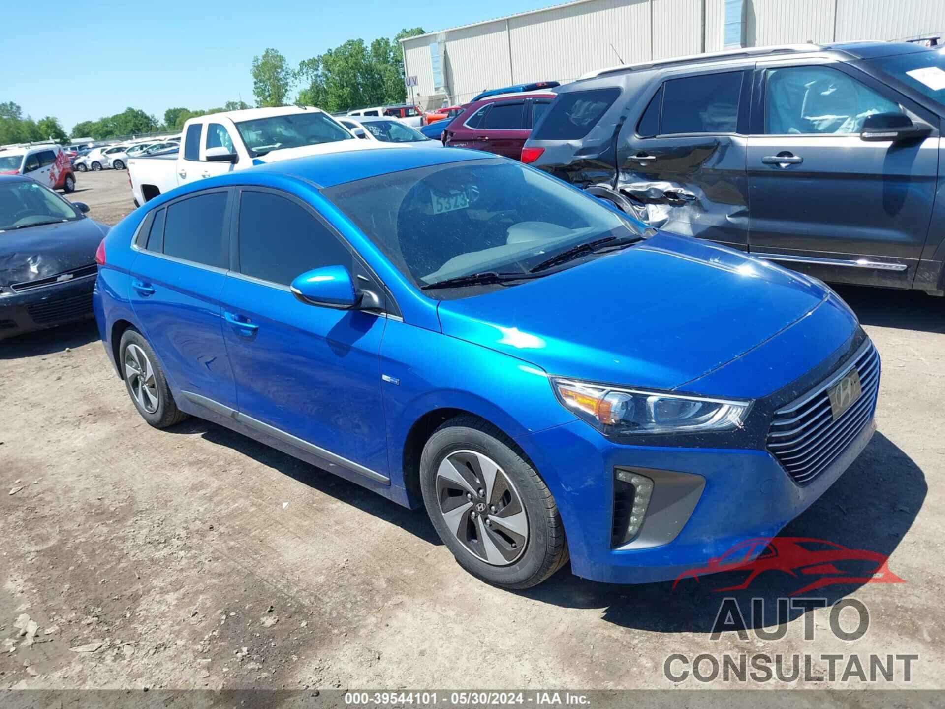 HYUNDAI IONIQ HYBRID 2017 - KMHC75LCXHU043904