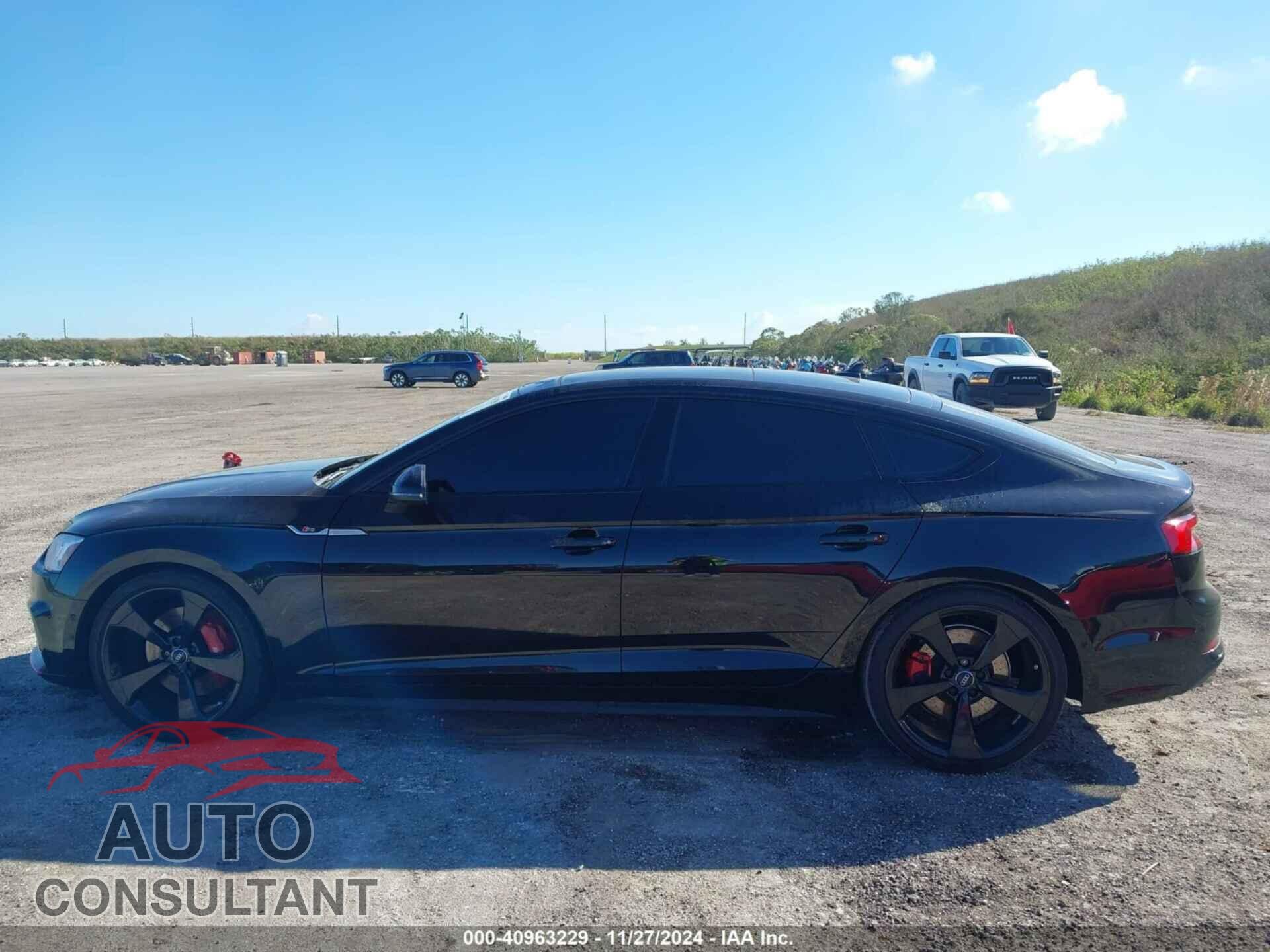 AUDI S5 2019 - WAUC4CF52KA092843