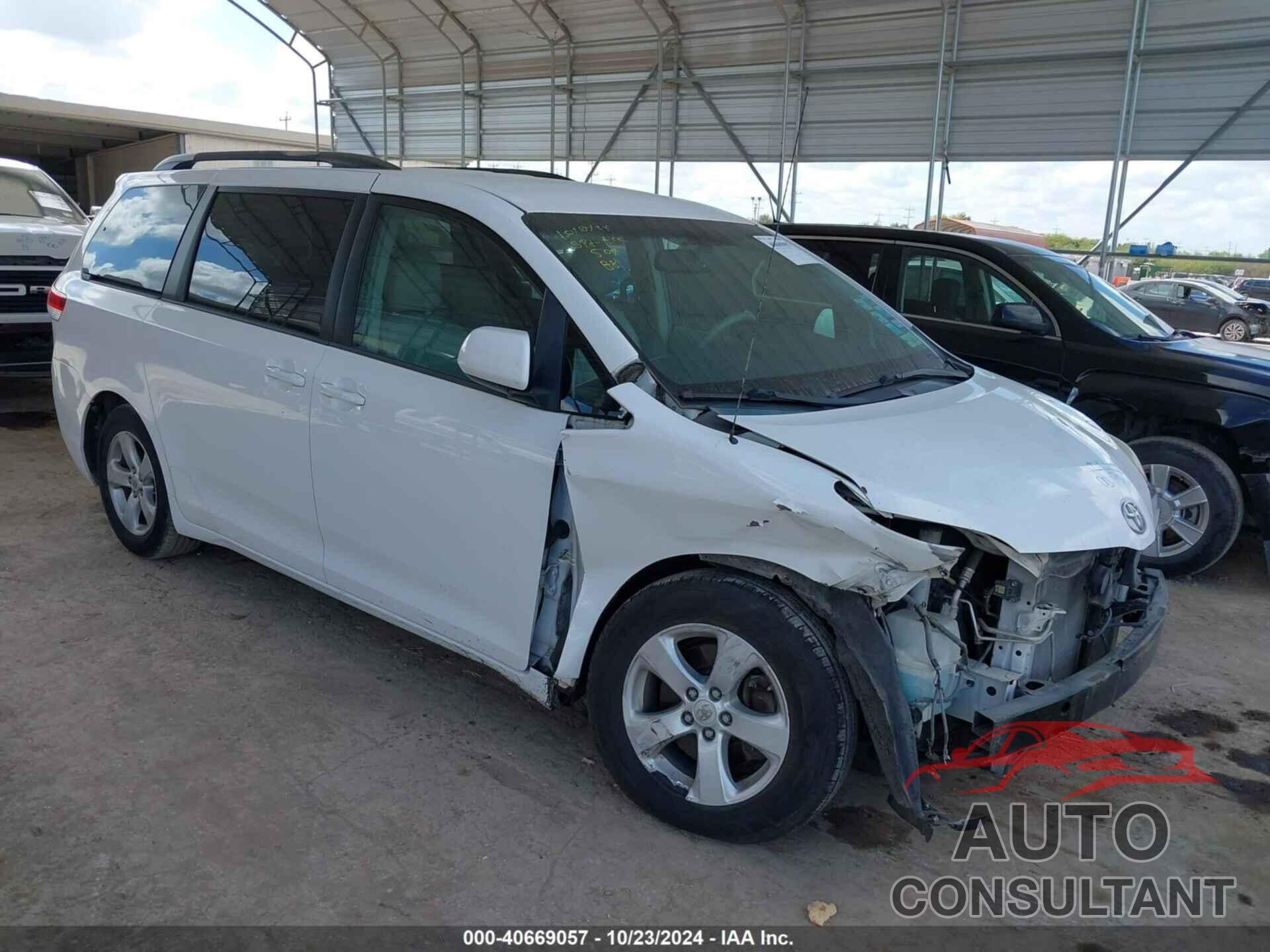 TOYOTA SIENNA 2013 - 5TDKK3DCXDS300883