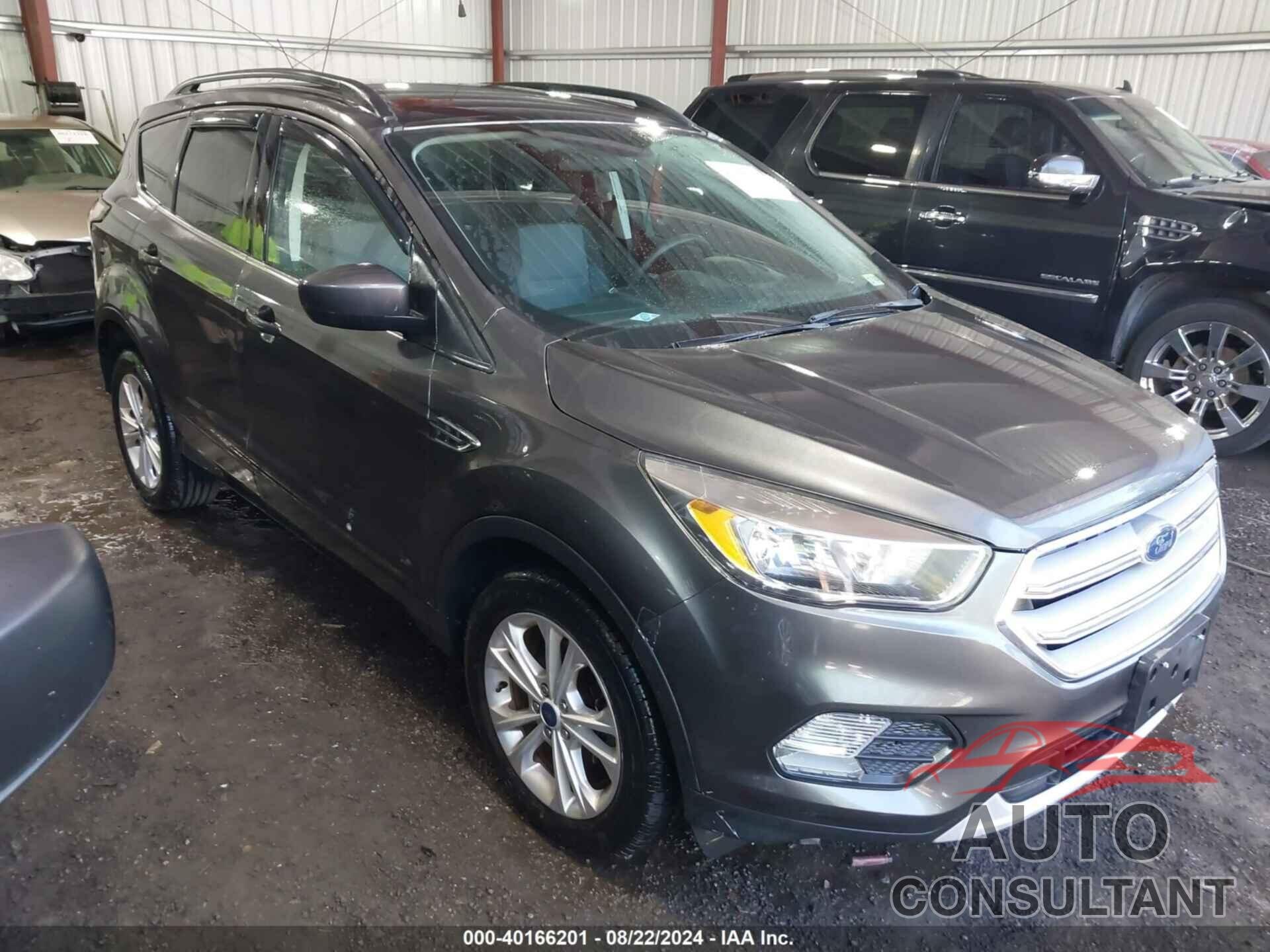 FORD ESCAPE 2018 - 1FMCU0GD9JUA02989