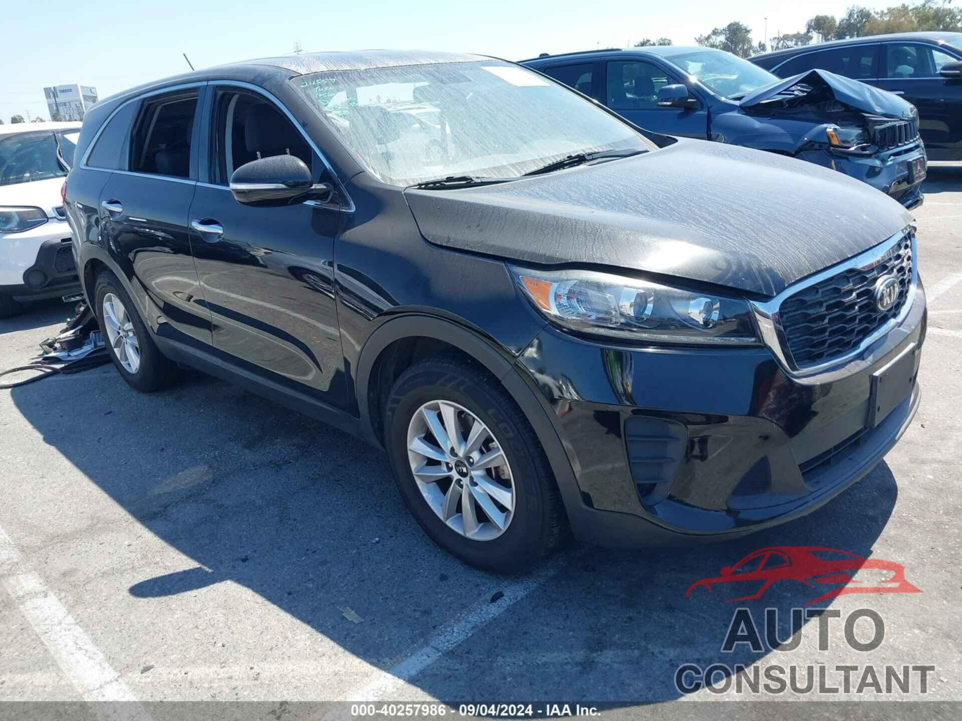 KIA SORENTO 2019 - 5XYPG4A33KG579122