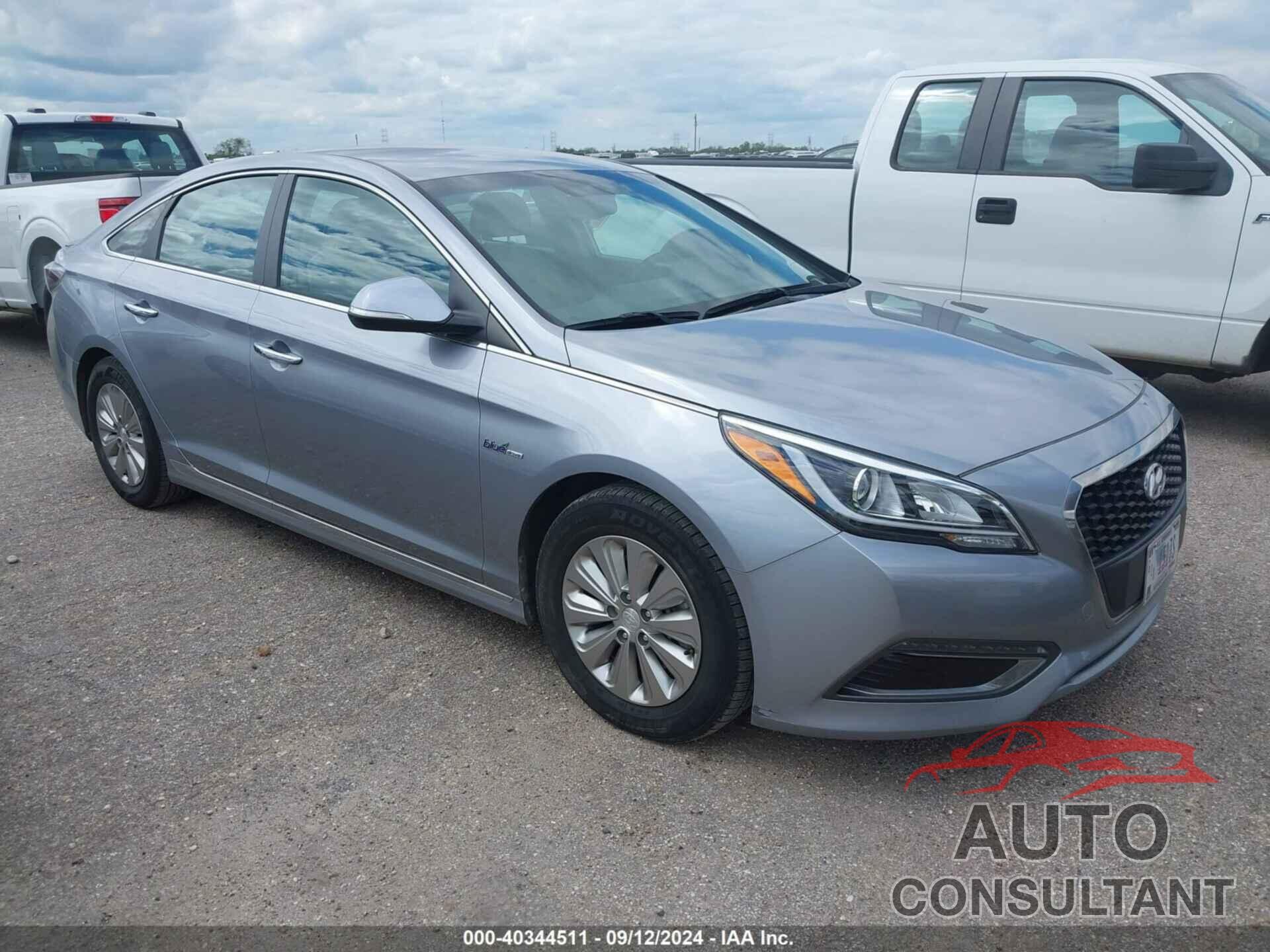 HYUNDAI SONATA HYBRID 2016 - KMHE24L10GA039490