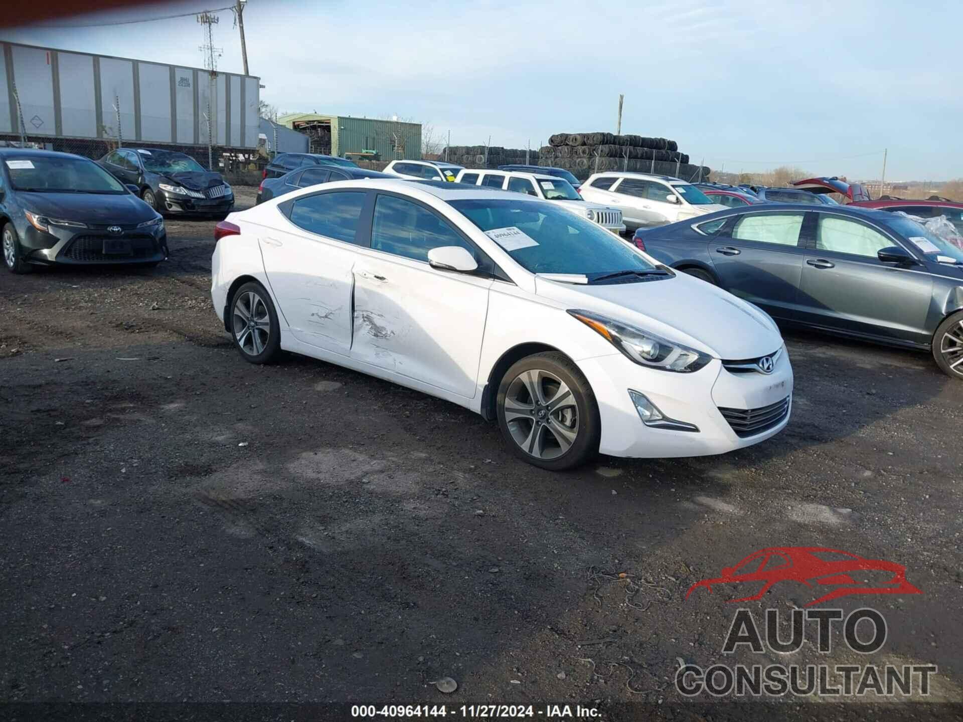 HYUNDAI ELANTRA 2015 - KMHDH4AH2FU371728