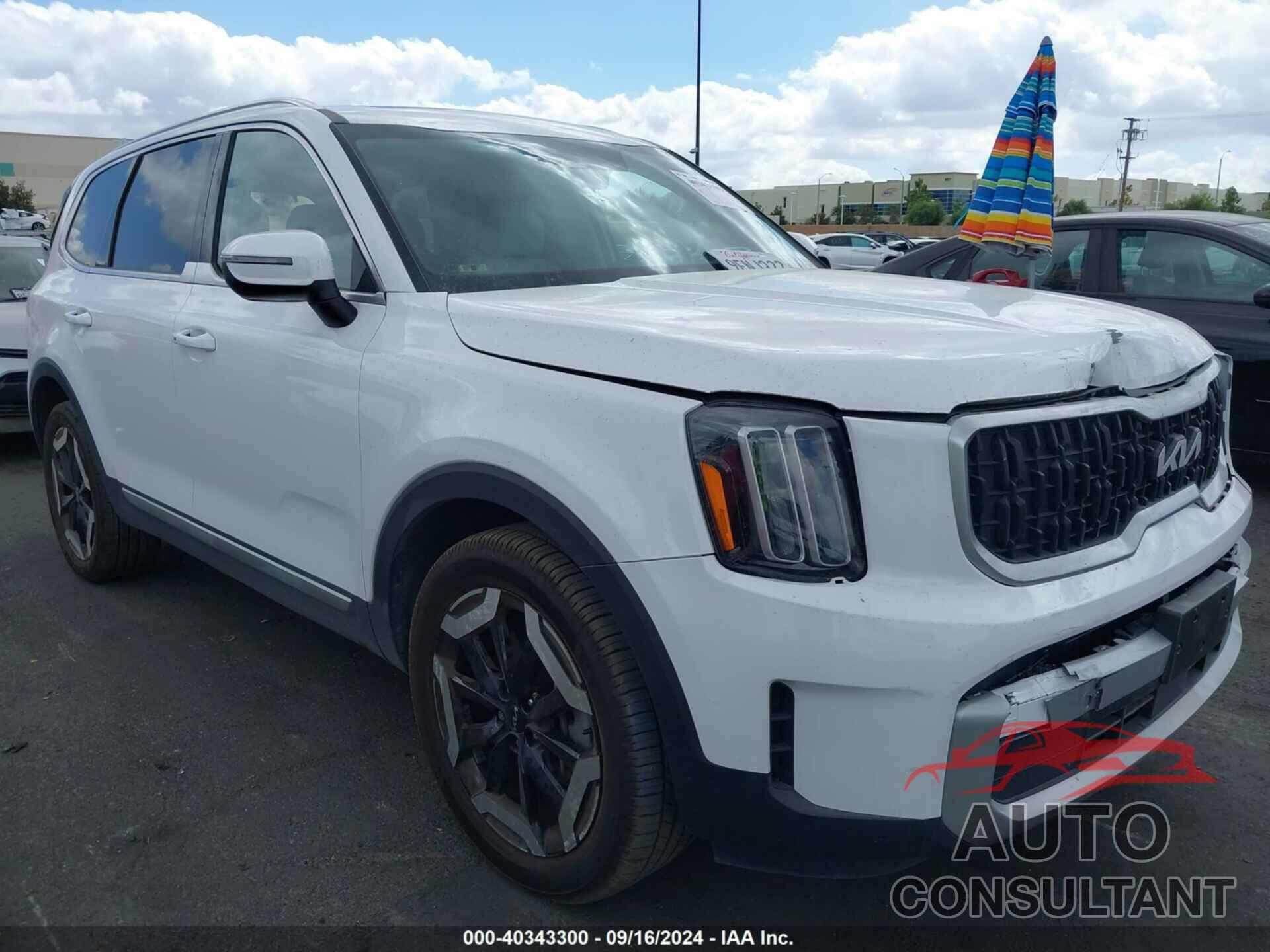 KIA TELLURIDE 2023 - 5XYP3DGC3PG373213