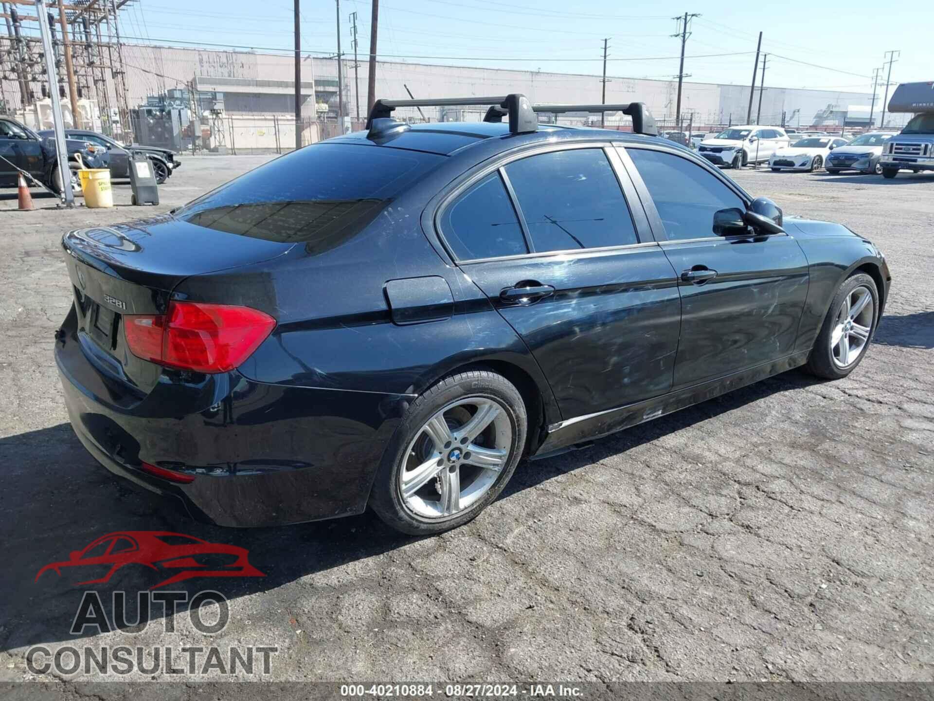 BMW 328I 2013 - WBA3A5G58DNP24758