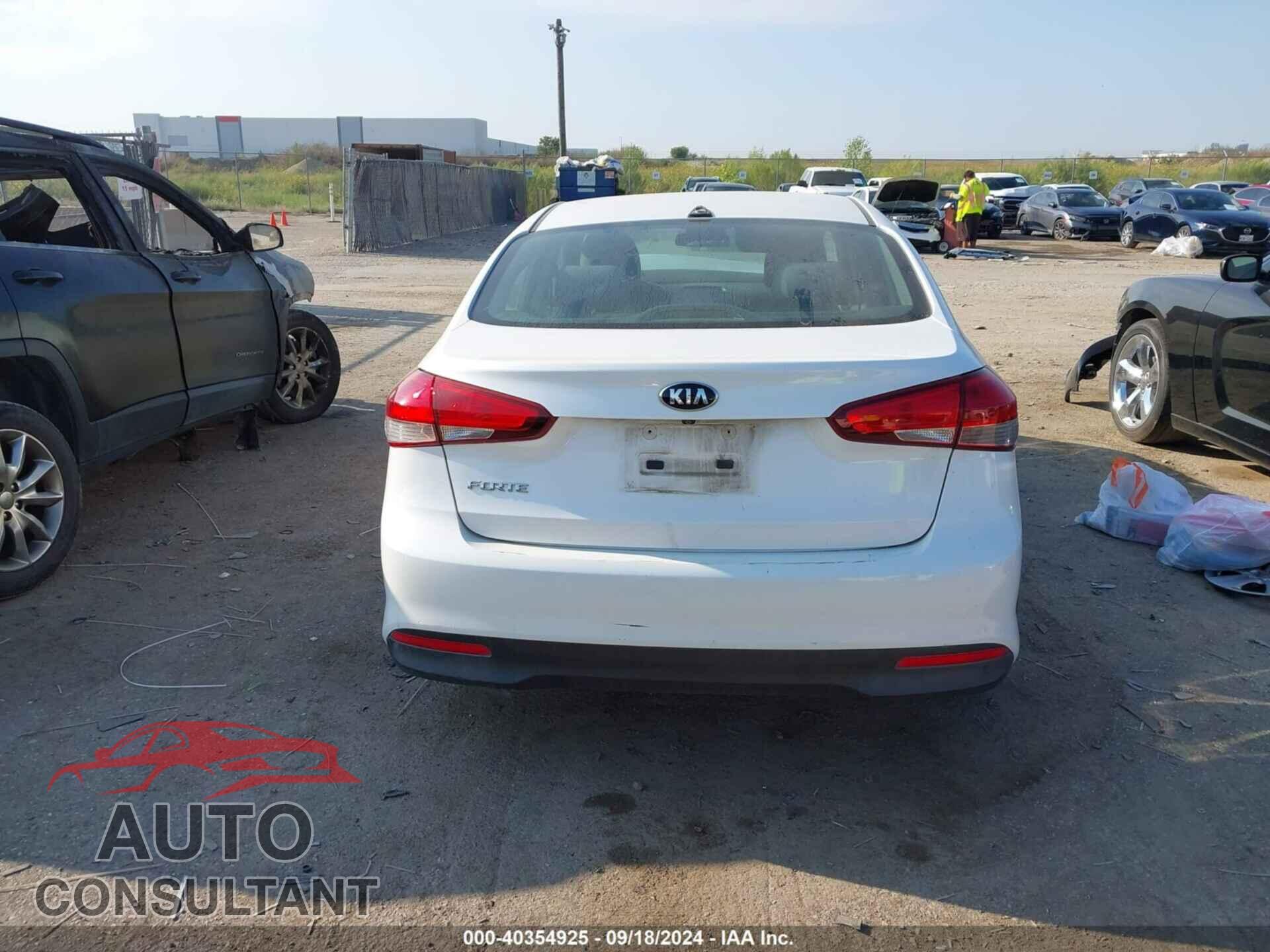 KIA FORTE 2017 - 3KPFL4A70HE014066