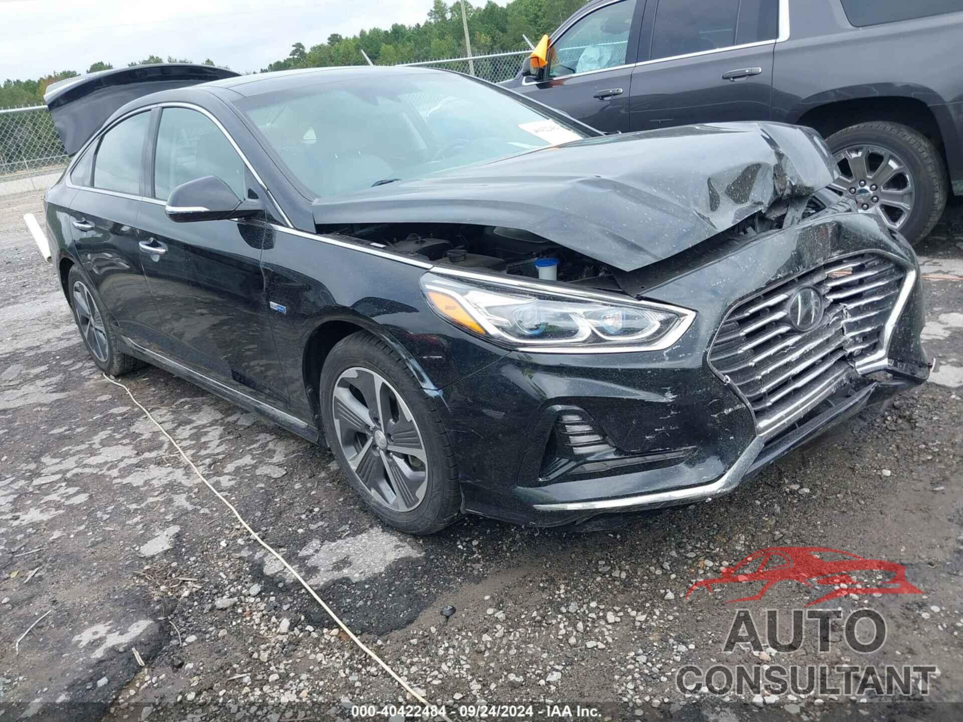 HYUNDAI SONATA HYBRID 2019 - KMHE34L33KA084916