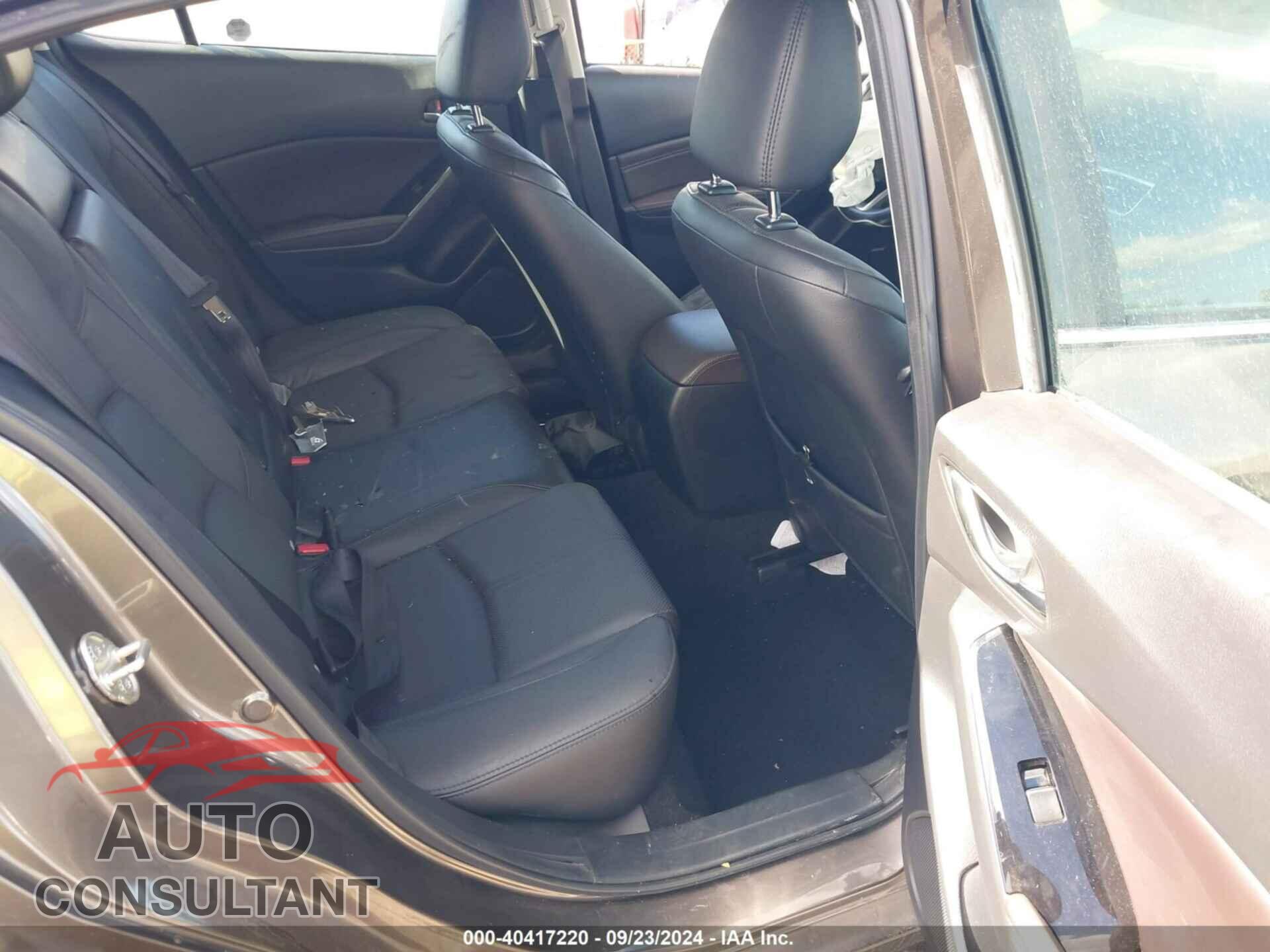 MAZDA MAZDA3 2018 - 3MZBN1M39JM161141