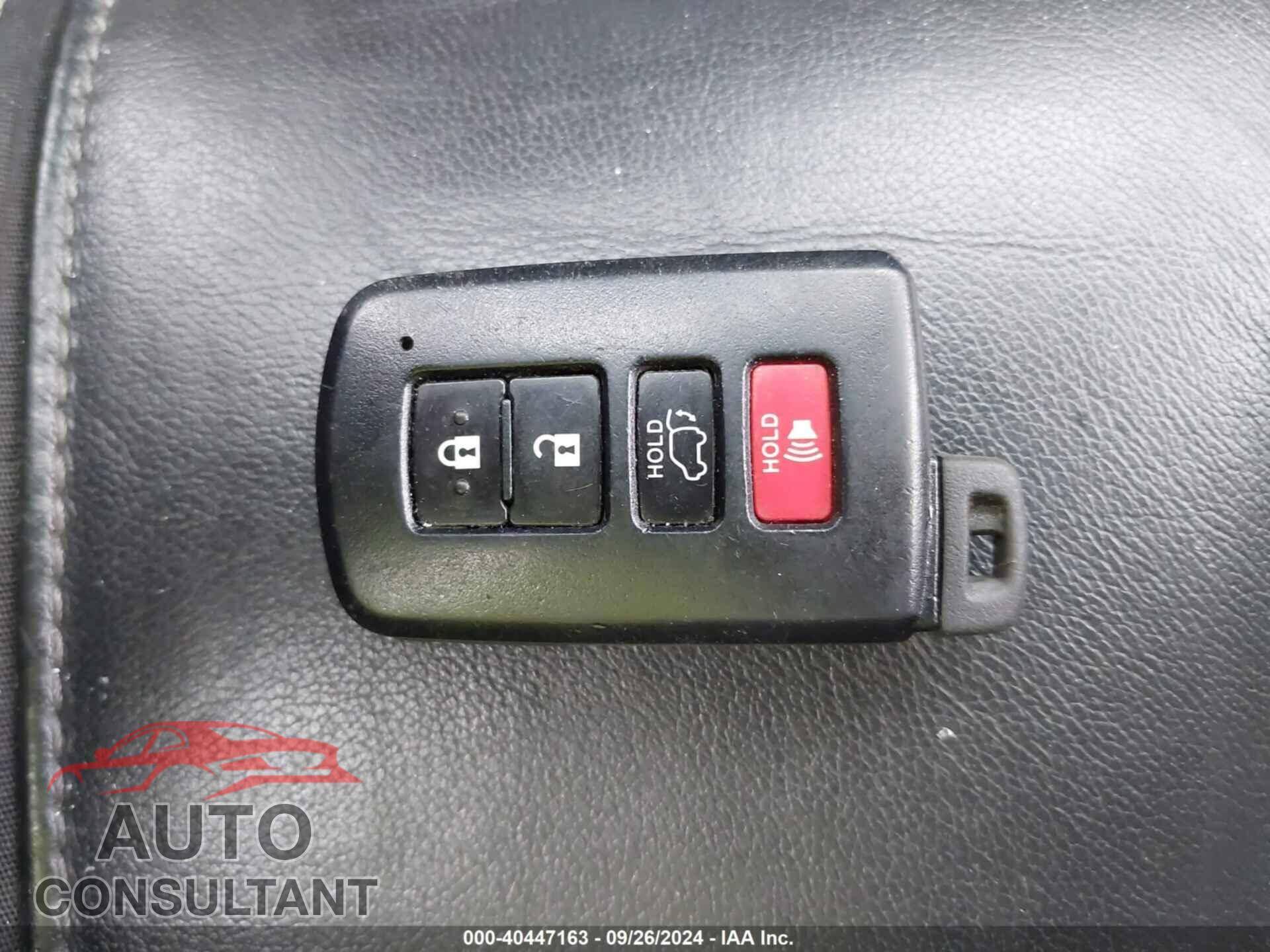 TOYOTA HIGHLANDER 2018 - 5TDKZRFH9JS531163