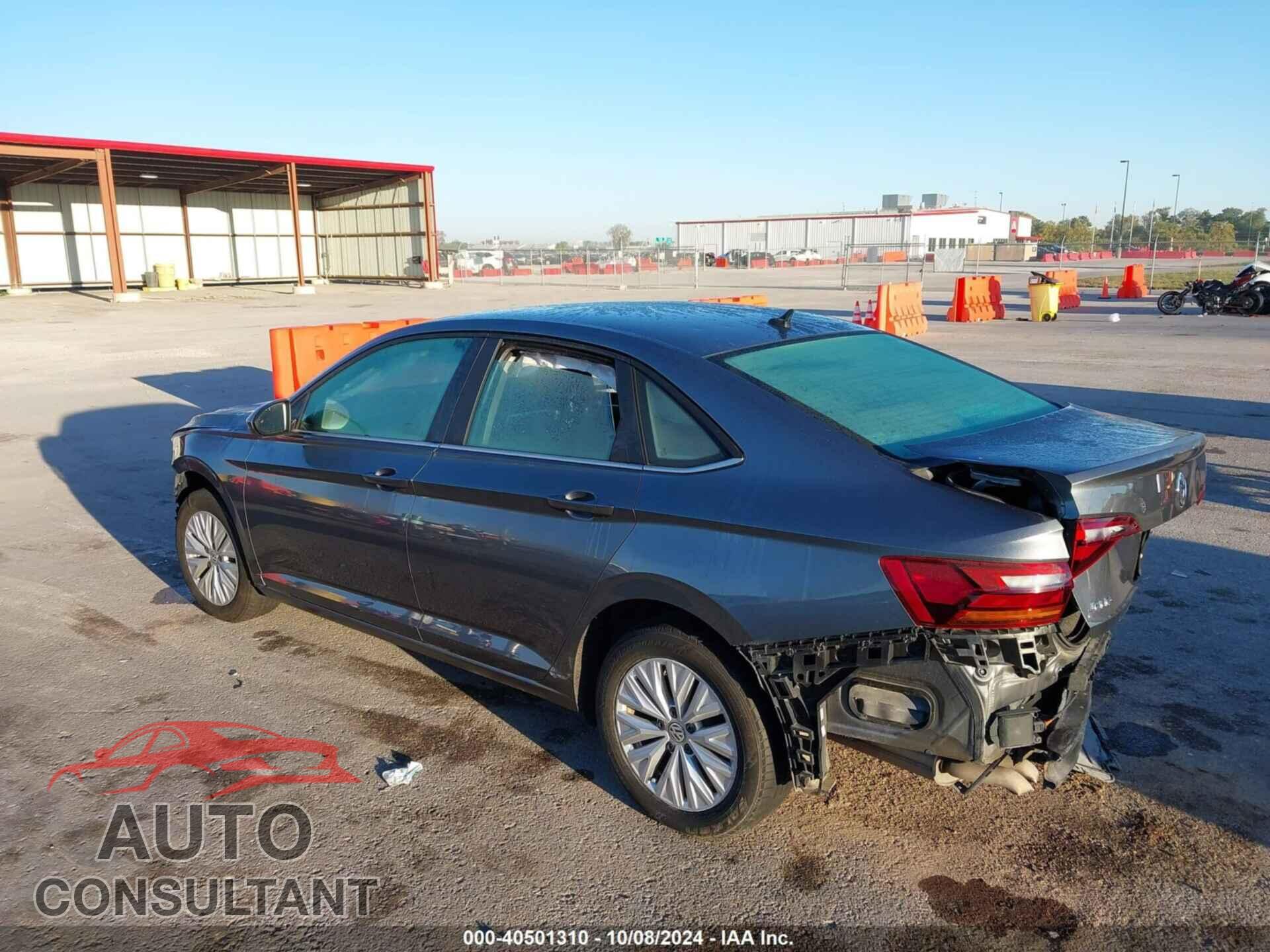 VOLKSWAGEN JETTA 2019 - 3VWCB7BU4KM248605