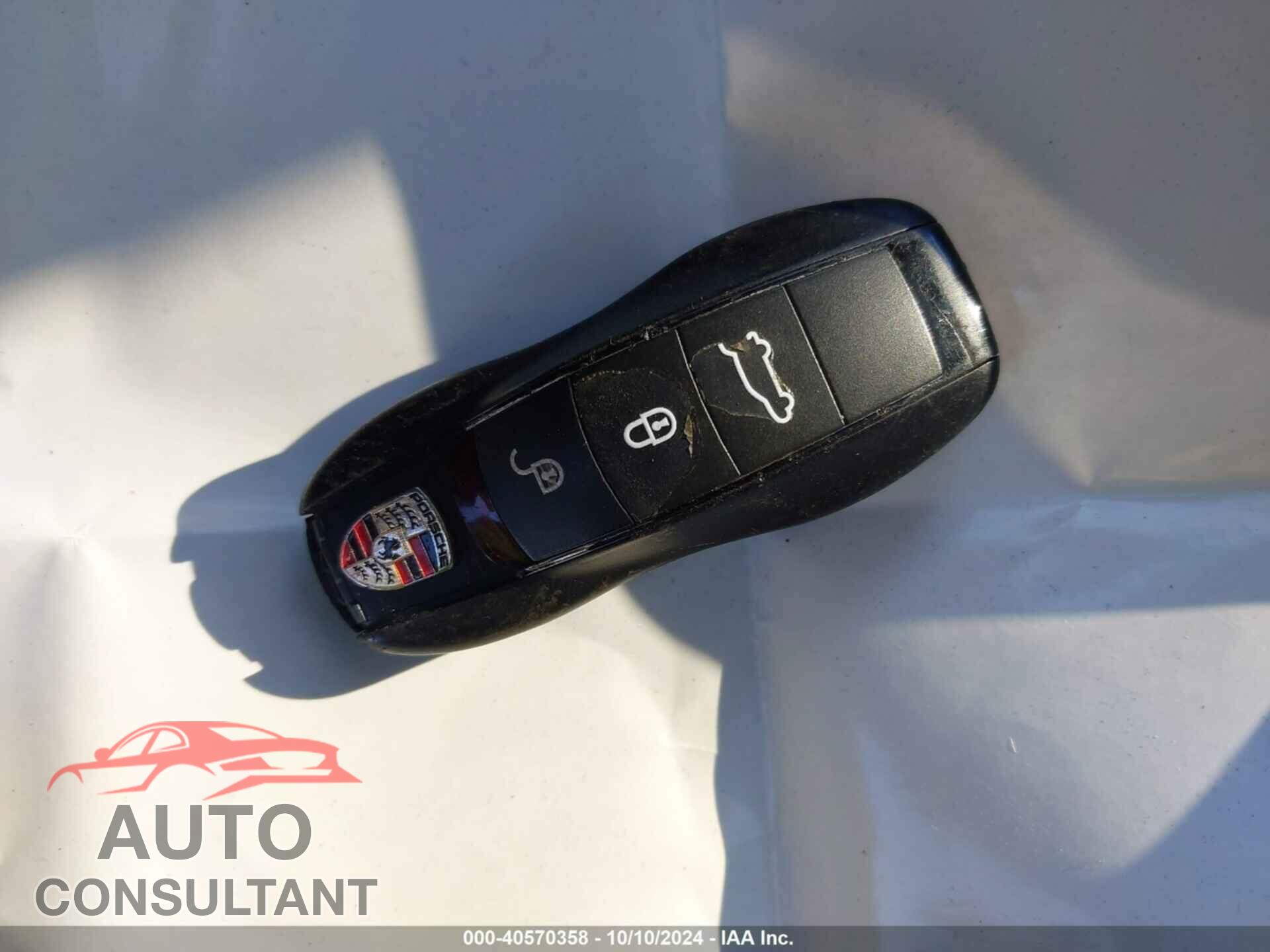 PORSCHE CAYENNE 2017 - WP1AA2A20HKA82744