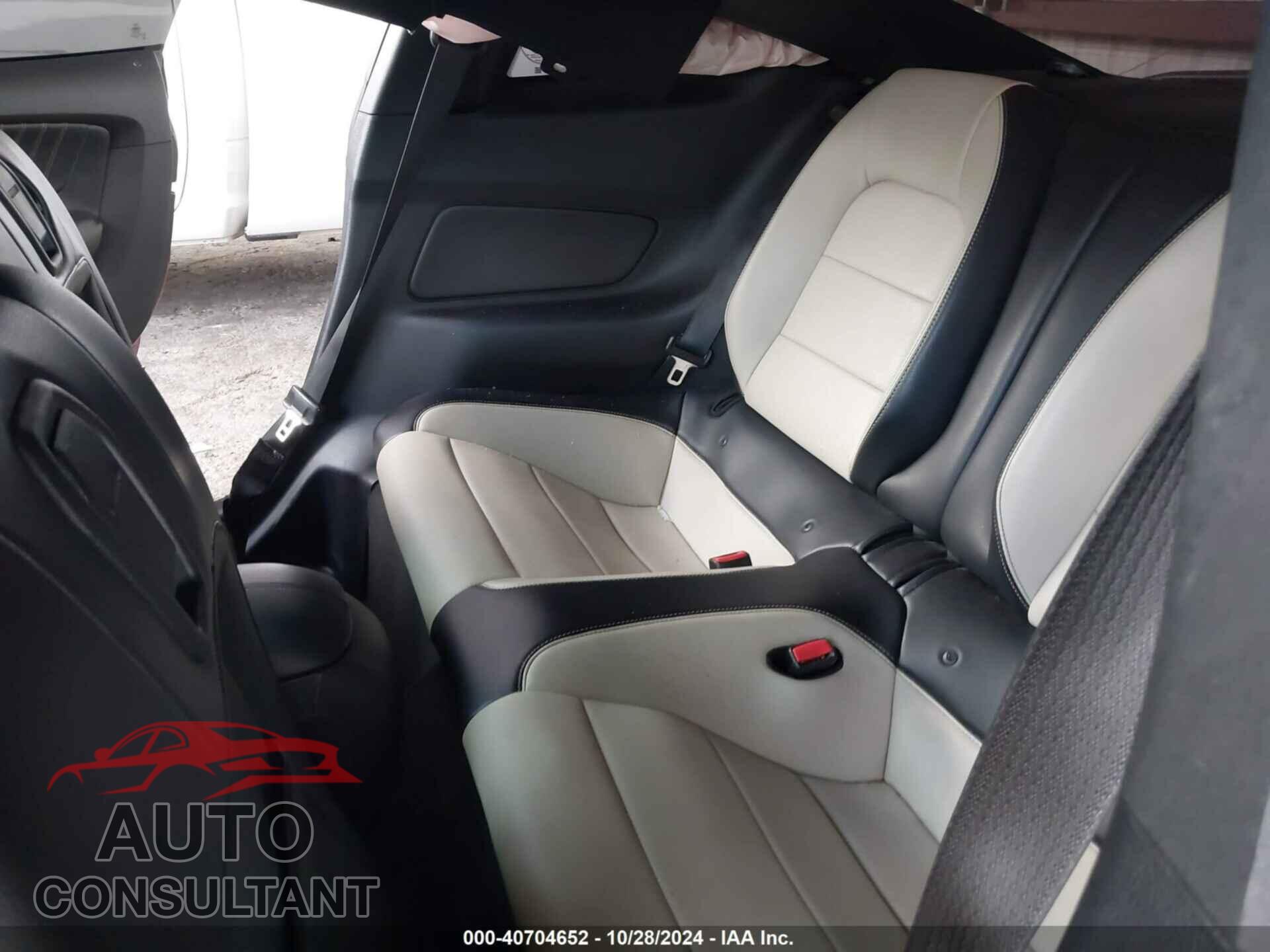FORD MUSTANG 2016 - 1FA6P8TH3G5292879