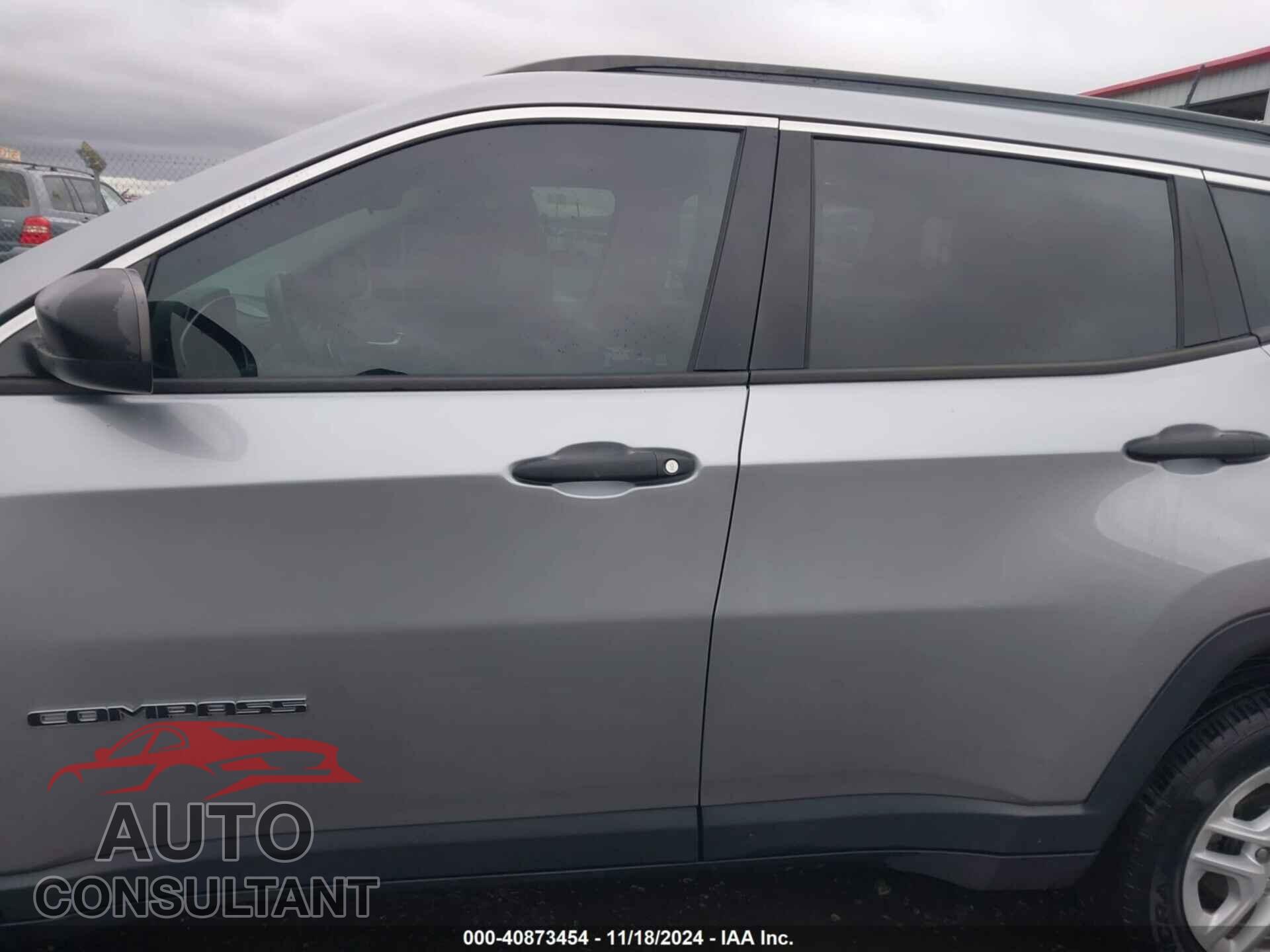 JEEP COMPASS 2019 - 3C4NJDAB3KT630868