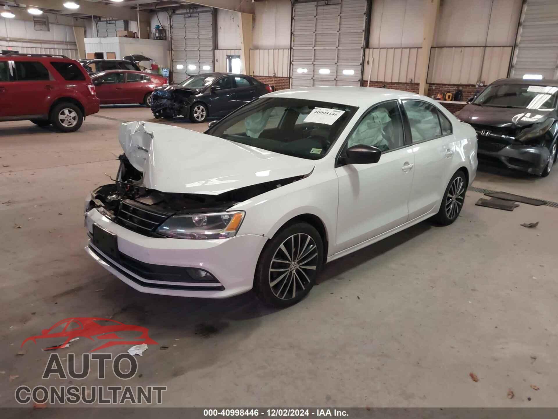 VOLKSWAGEN JETTA 2016 - 3VWD17AJ3GM404879