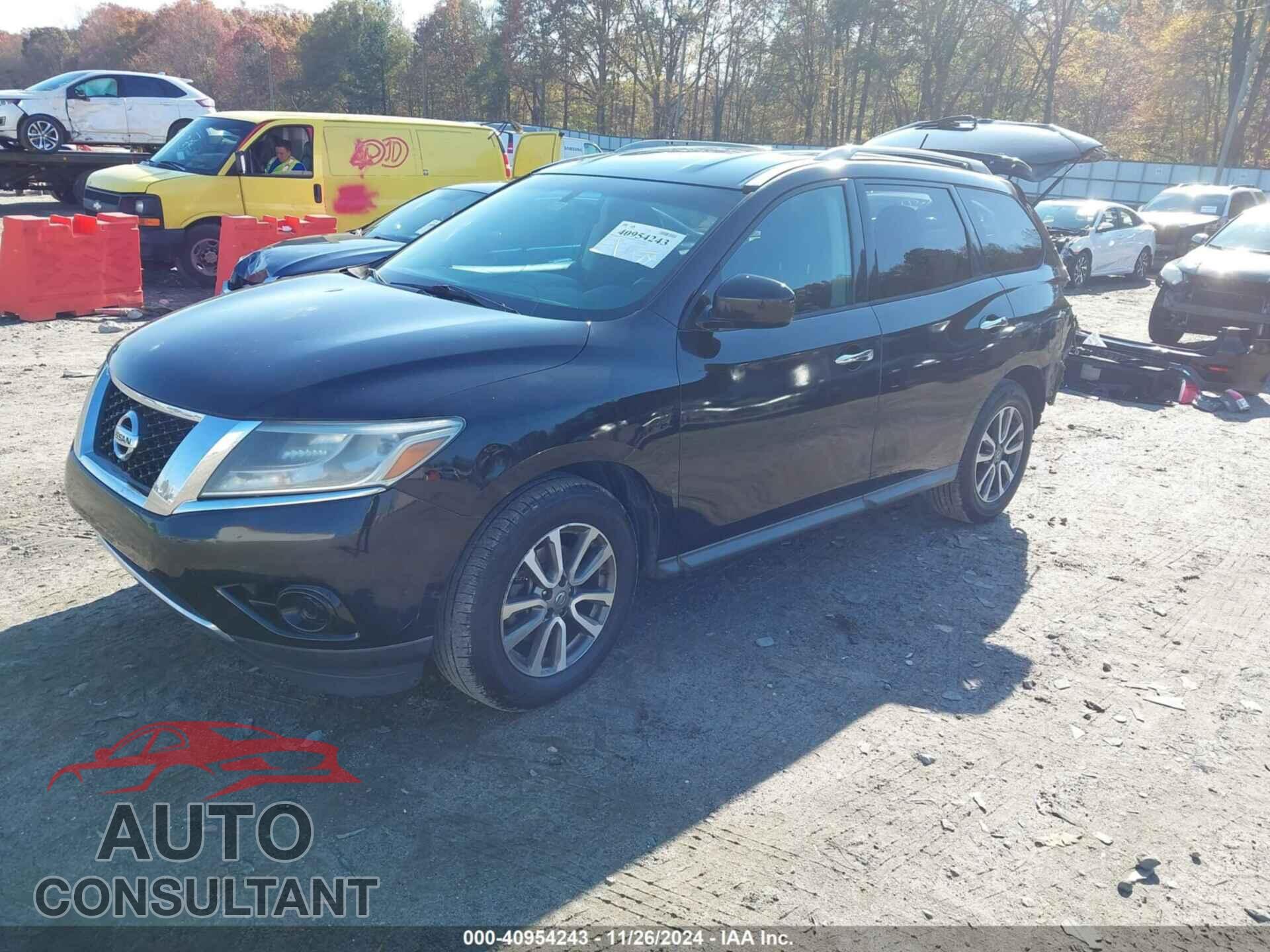NISSAN PATHFINDER 2013 - 5N1AR2MM3DC671942