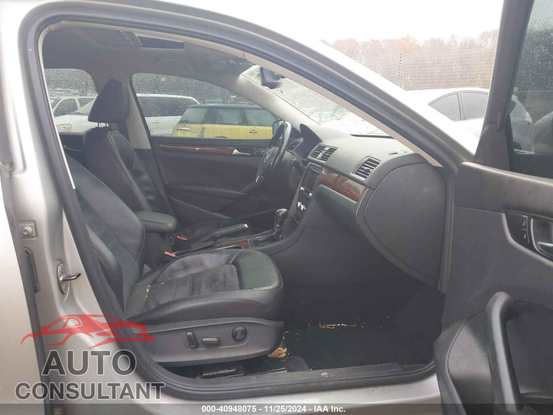 VOLKSWAGEN PASSAT 2013 - 1VWCN7A36DC052699