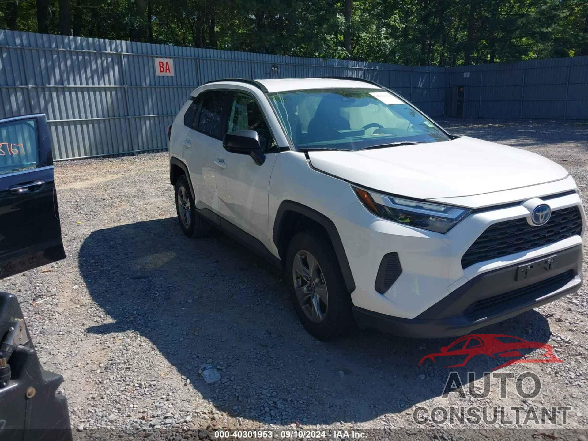 TOYOTA RAV4 HYBRID 2024 - JTMLWRFV7RD226223