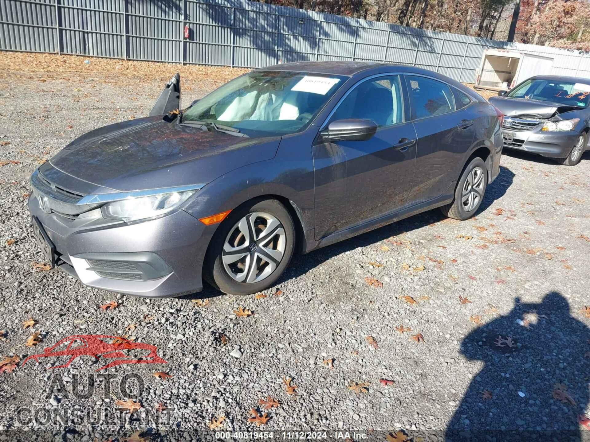 HONDA CIVIC 2017 - 19XFC2F55HE216154
