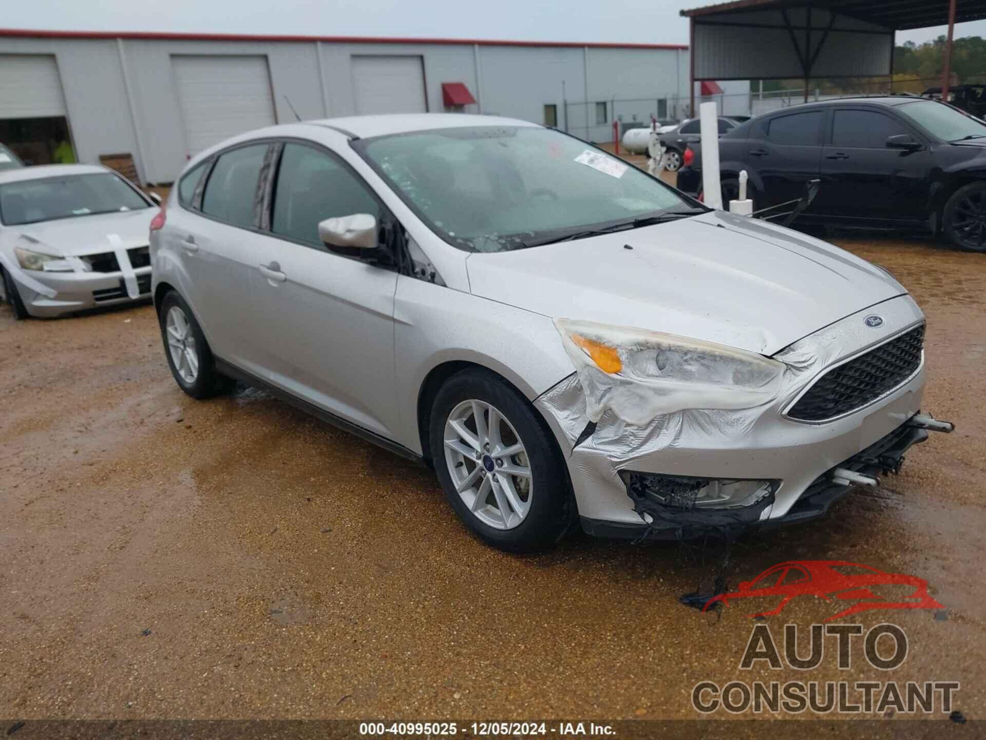 FORD FOCUS 2018 - 1FADP3K26JL284771