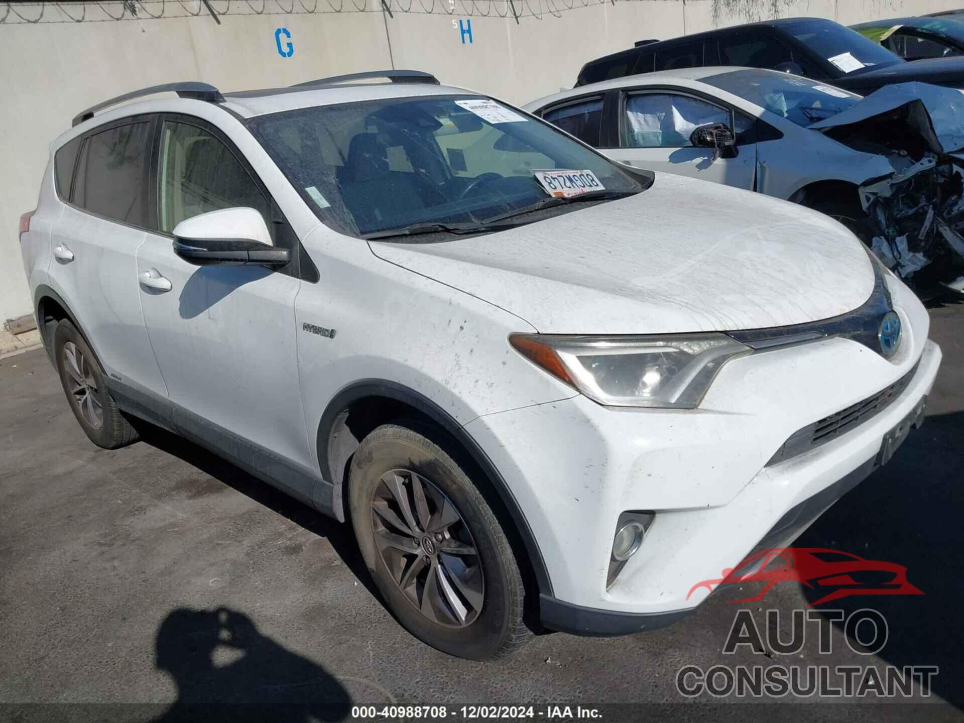 TOYOTA RAV4 HYBRID 2018 - JTMRJREV7JD203040