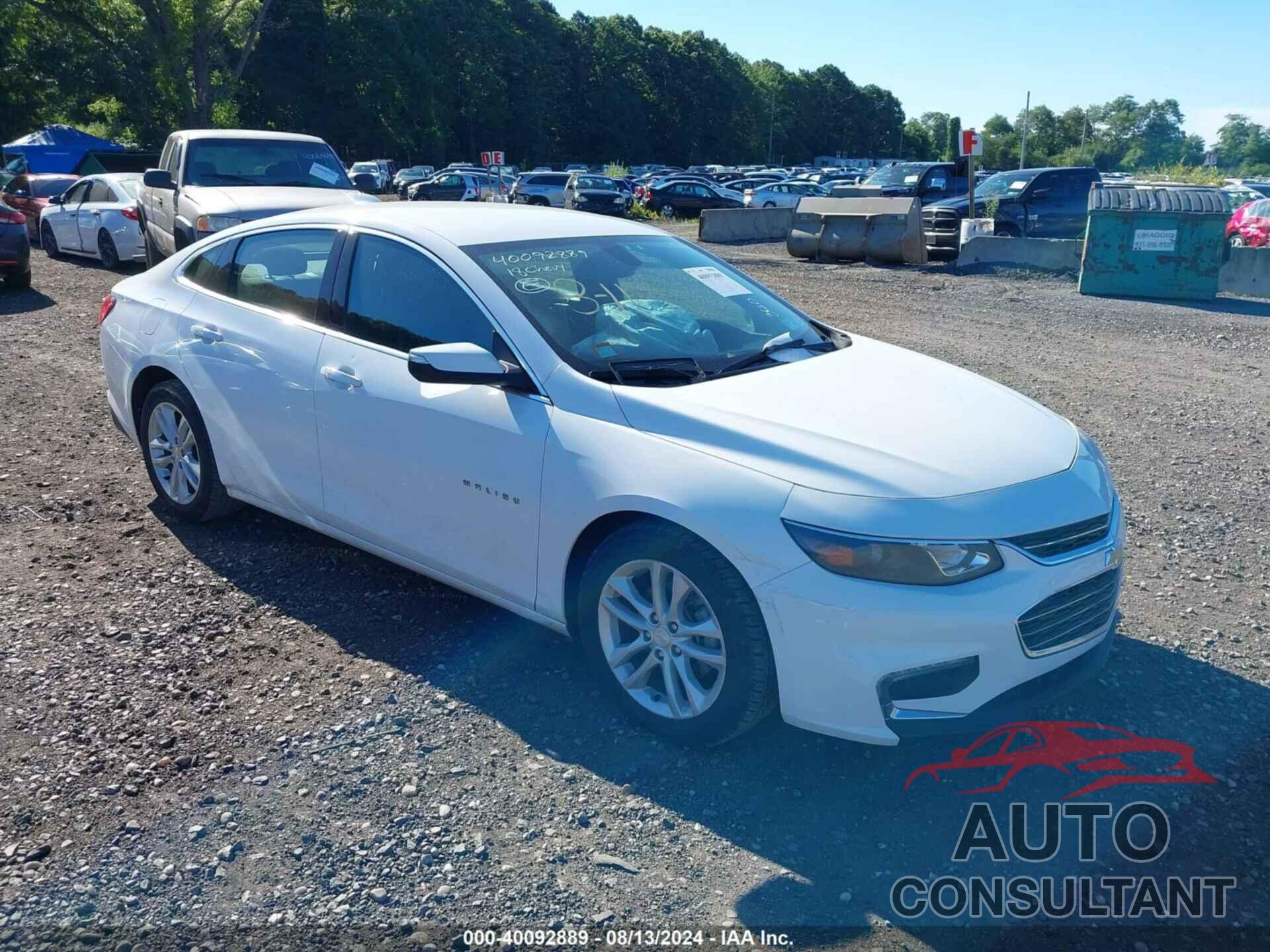 CHEVROLET MALIBU 2018 - 1G1ZD5STXJF244472